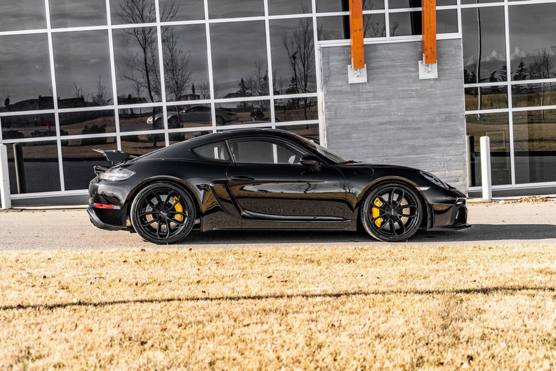 mph020_1093189412_porsche_718_cayman_2020_353166d23e