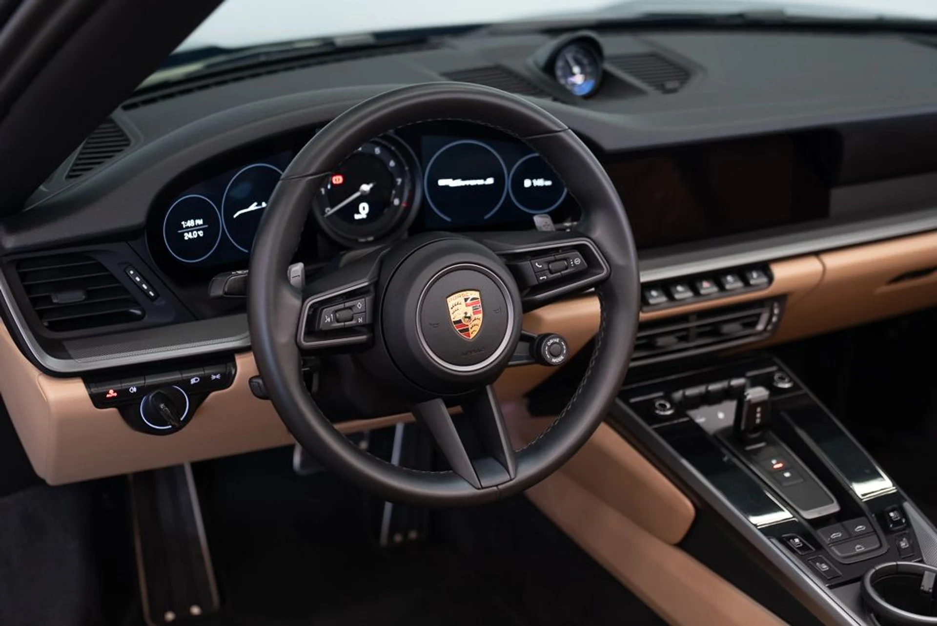 mph020_1098910779_porsche_911_2022_jpg_v_1780407122_11eff36770