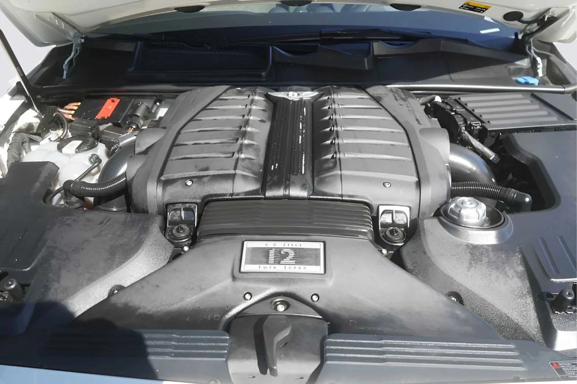 mph020_110355287_f2e93f7ea90ca3594e423ad67347a4b2x_76abdad0d6