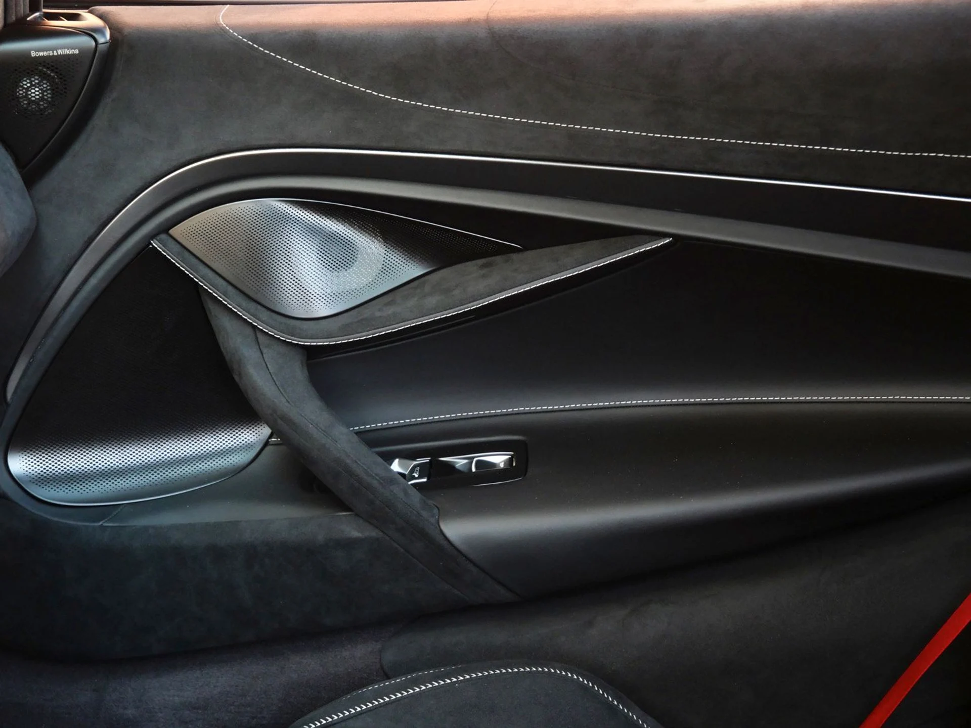 mph020_1103767078_82ab8bbdb589a490c6bb07e74e9efc46x_c2e419932d