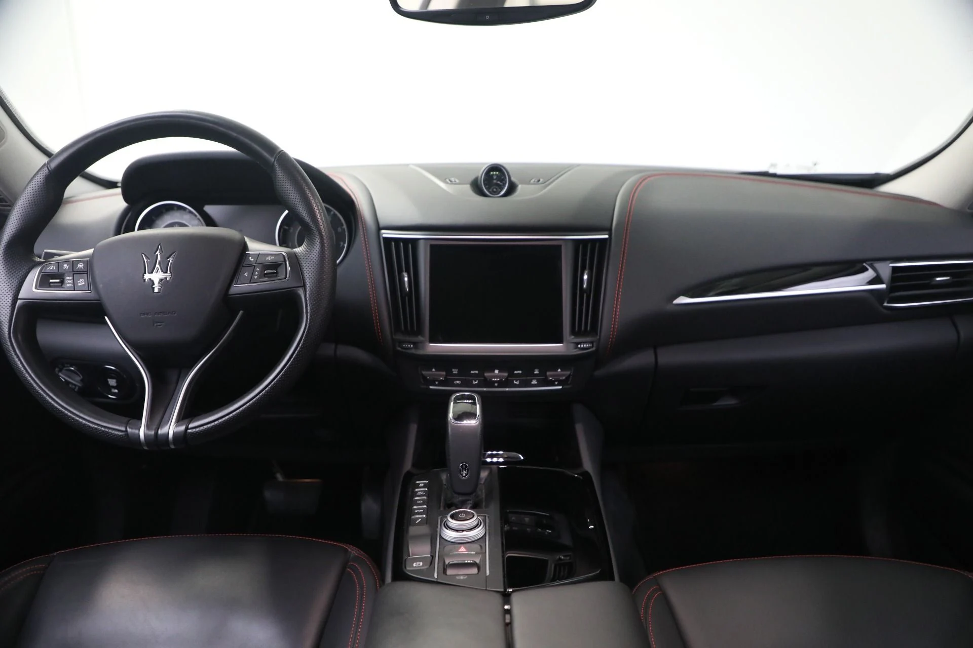 mph020_1107760598_Used_2022_Maserati_Levante_GT_1764079999_a04ef6916d