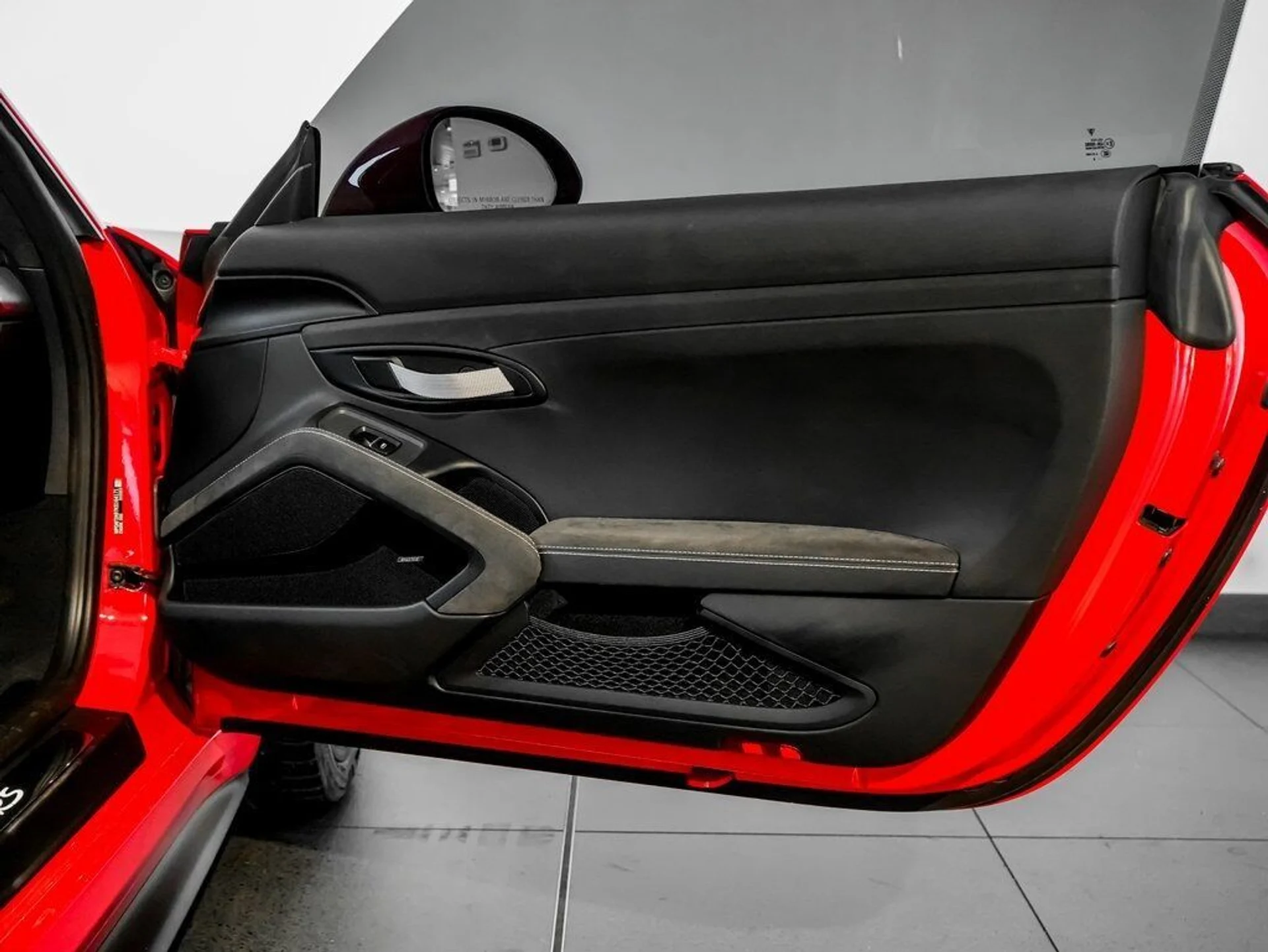 mph020_1111392910_b2e8de0f346d9aa90e41bd75a792af7c_1e0f35a93c