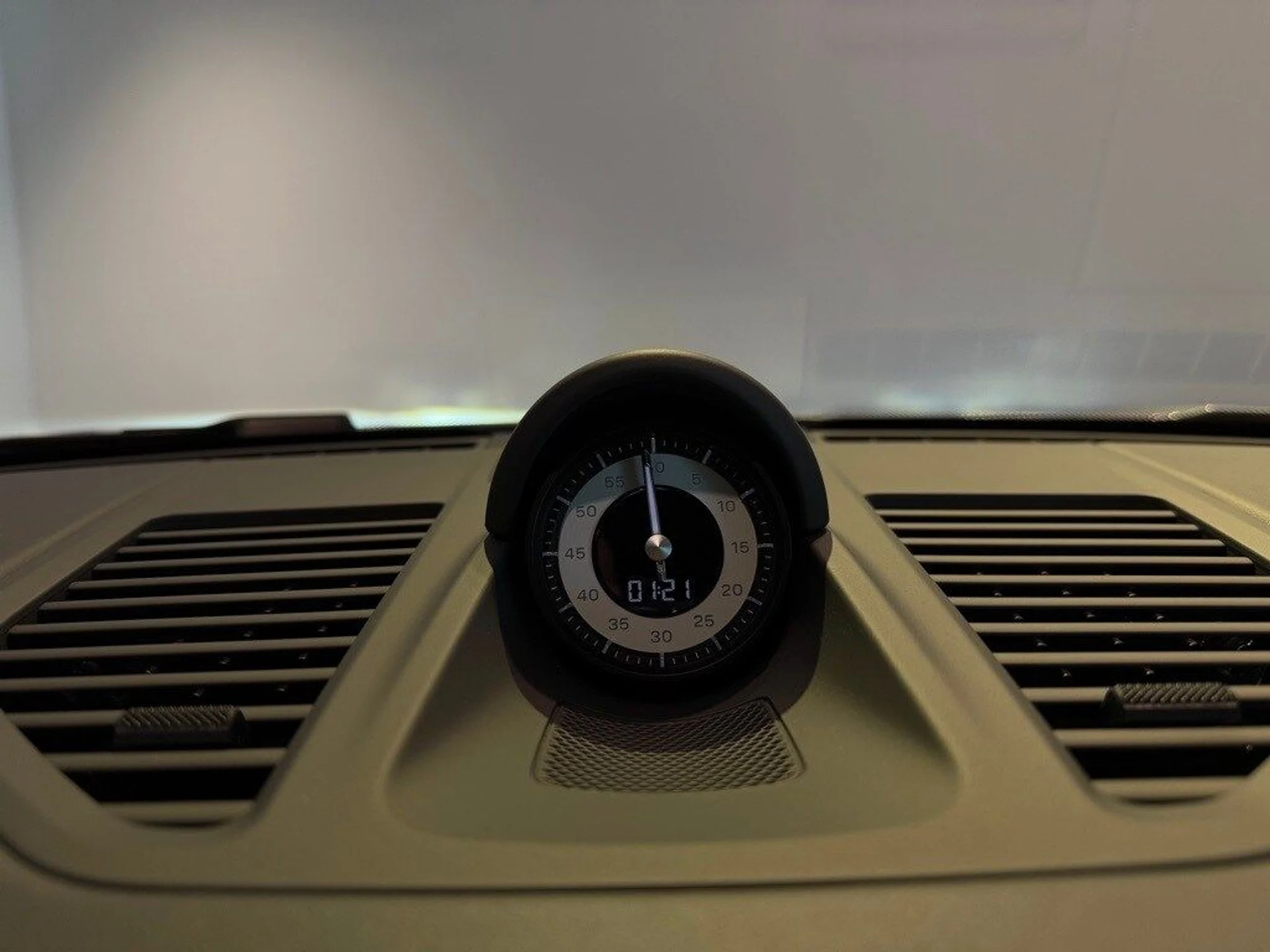 mph020_1111603664_50fab252ee90a62066e30d8003b08c98x_db39ee78f3