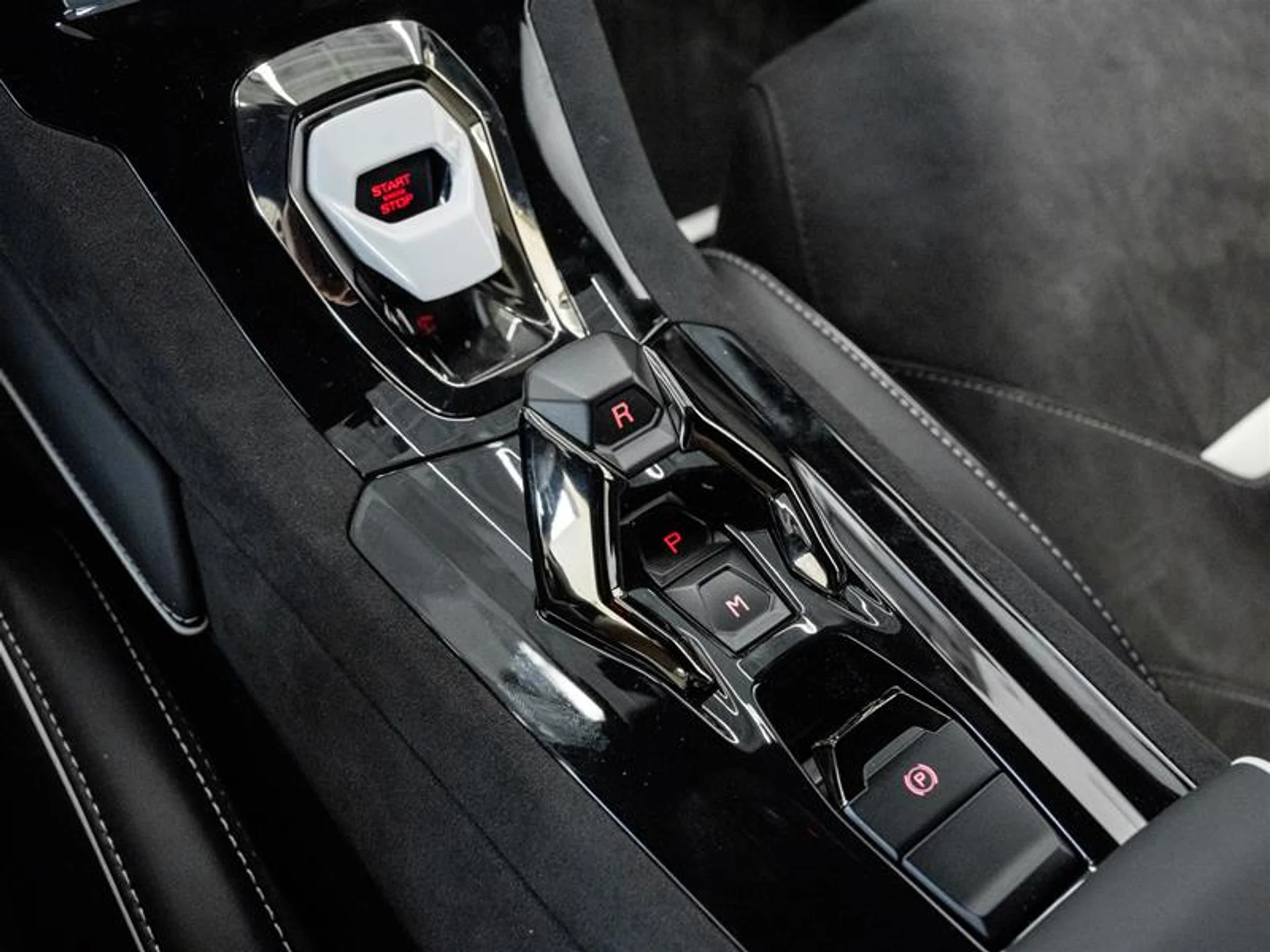 mph020_1114437438_11902086_1640334207_63c95328f6