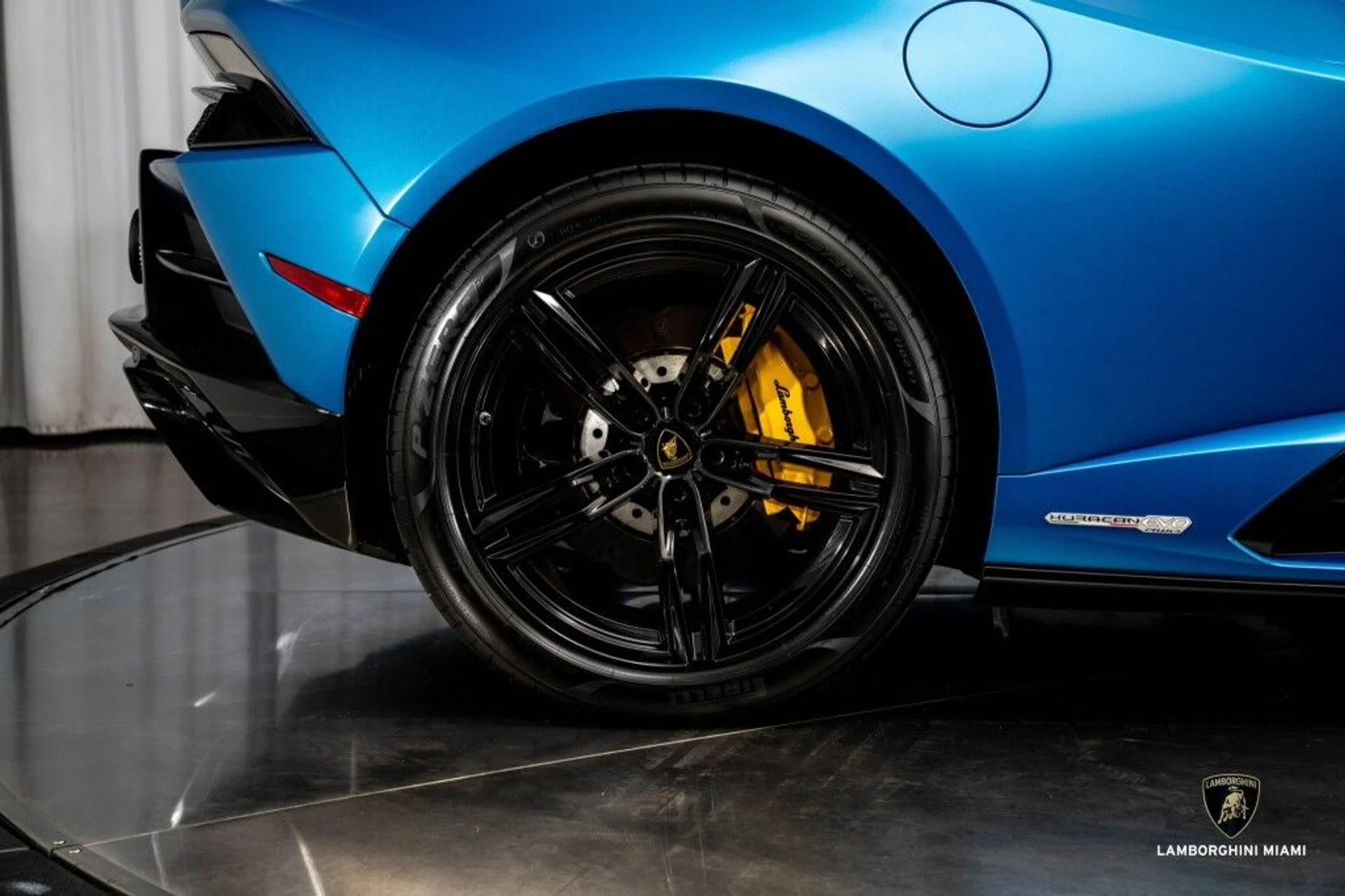 mph020_1116663461_4693dd643ba8fb2ecb626d3d49f93cb6_090abbe6e3