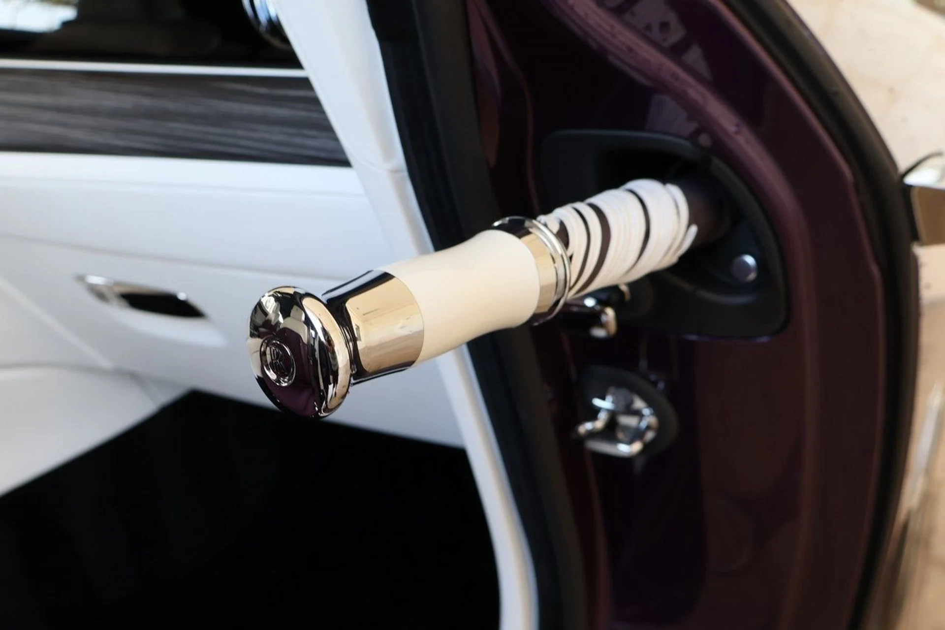 mph020_1121207162_21_ae2450ecbe