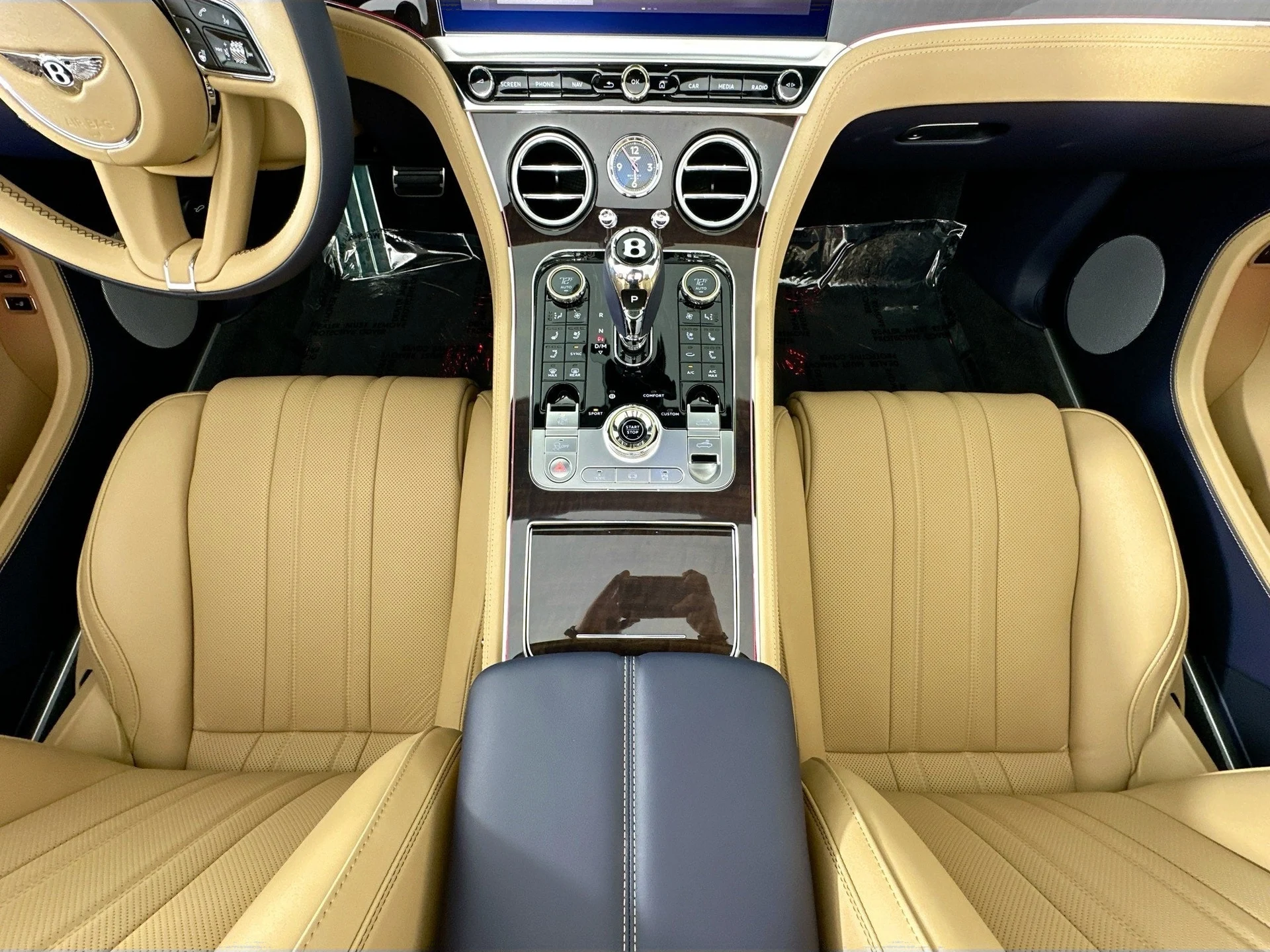 mph020_1121461675_21_54c5ff5ec9