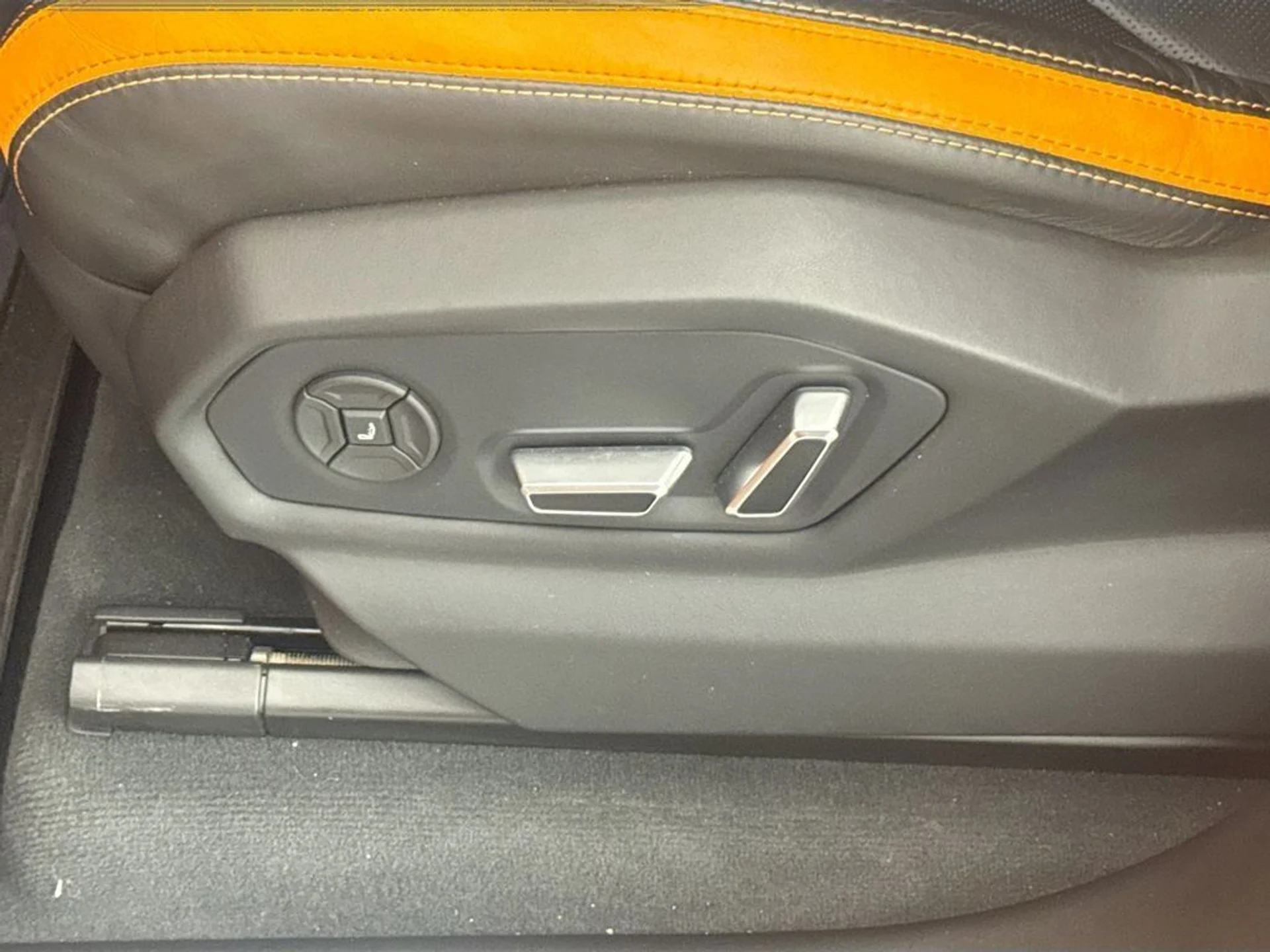 mph020_1123135384_523358ba19ec01c1330420f03105eef7_feea742683