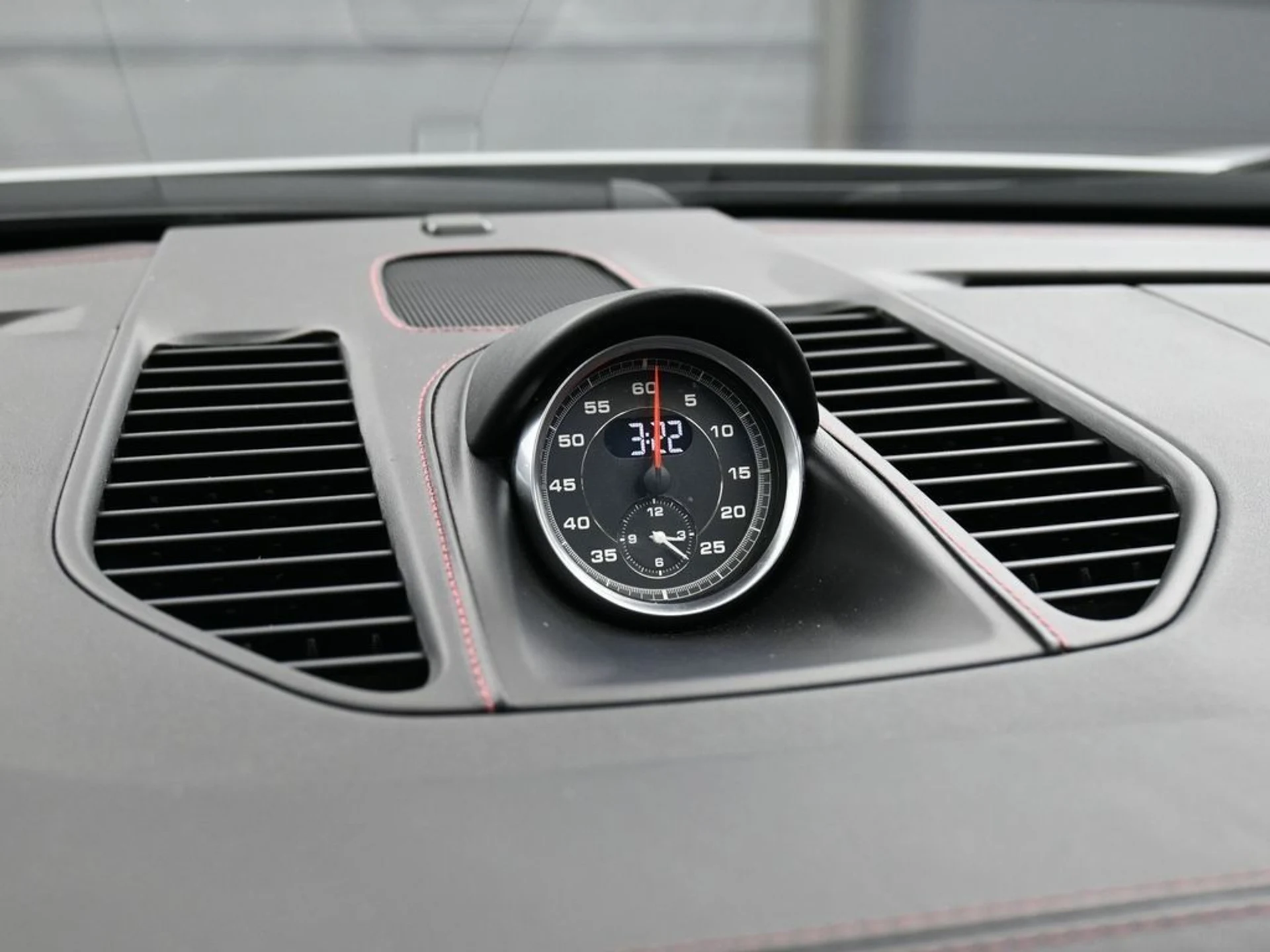 mph020_1125656376_image_20_00de8ab2fb