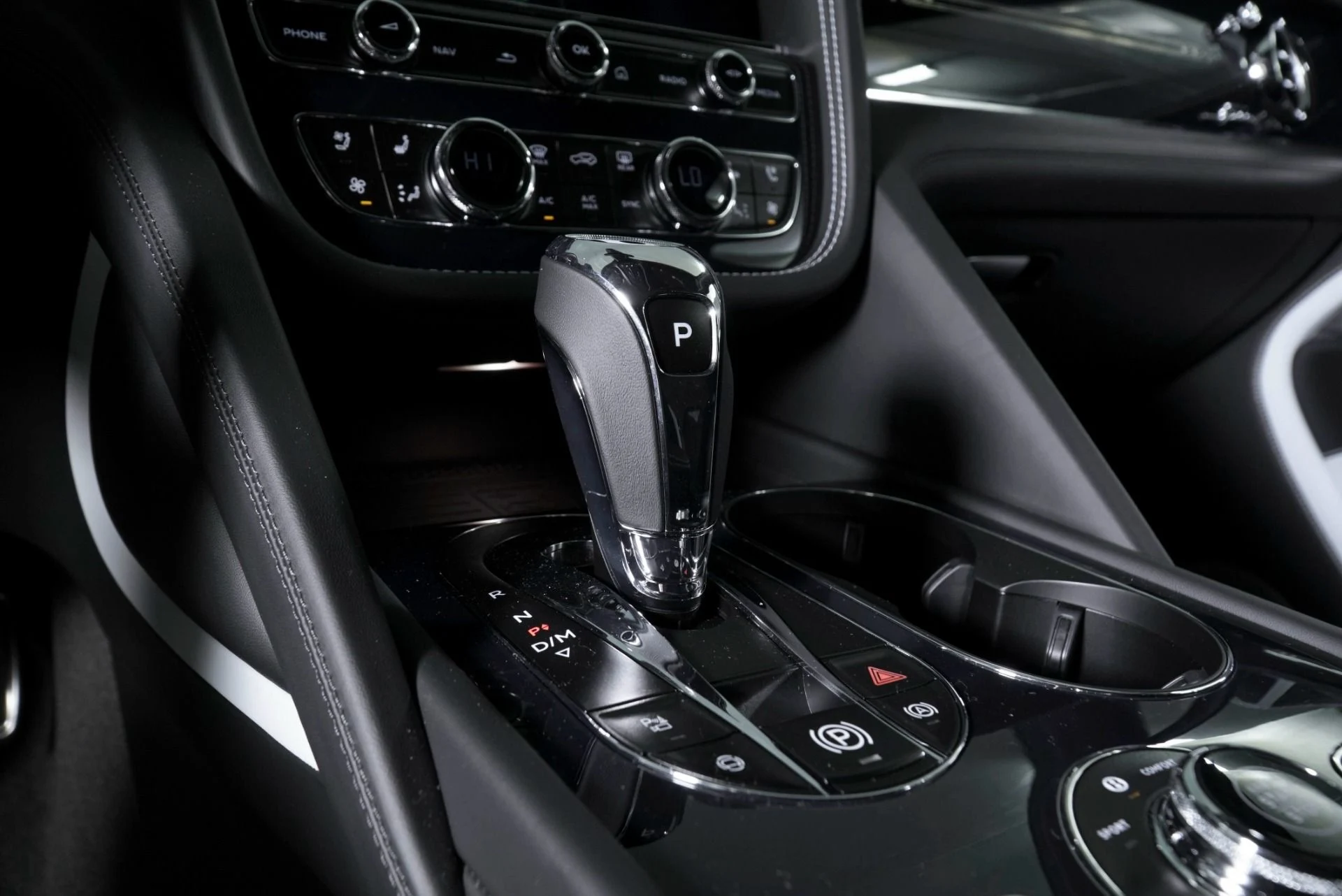 mph020_1134656547_New_2026_Bentley_Bentayga_Speed_1767900450_ce3a45717b