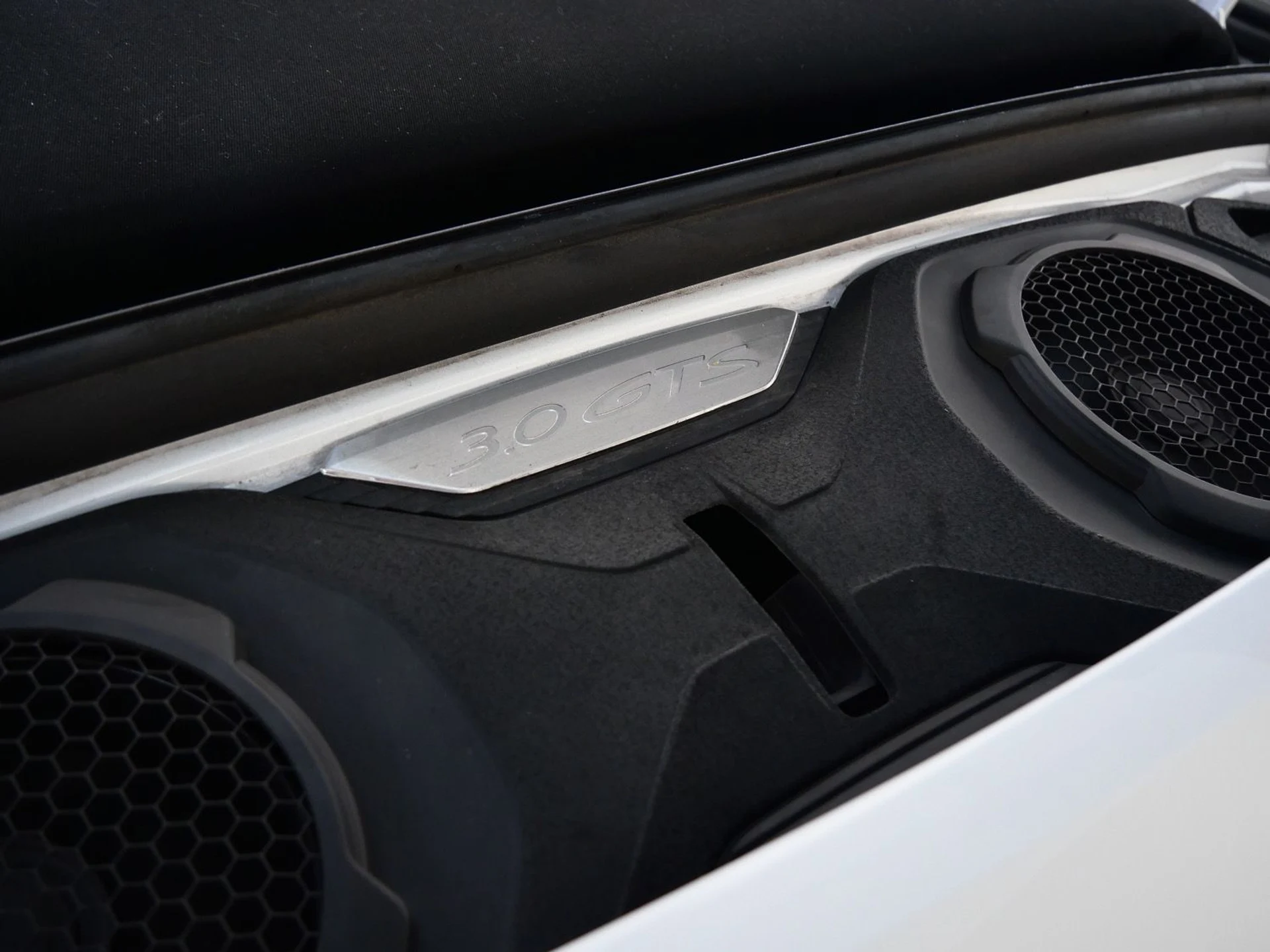 mph020_1134731563_ec82ffaa87a7869e6dde38677da3ea30x_1ef97ecbf8