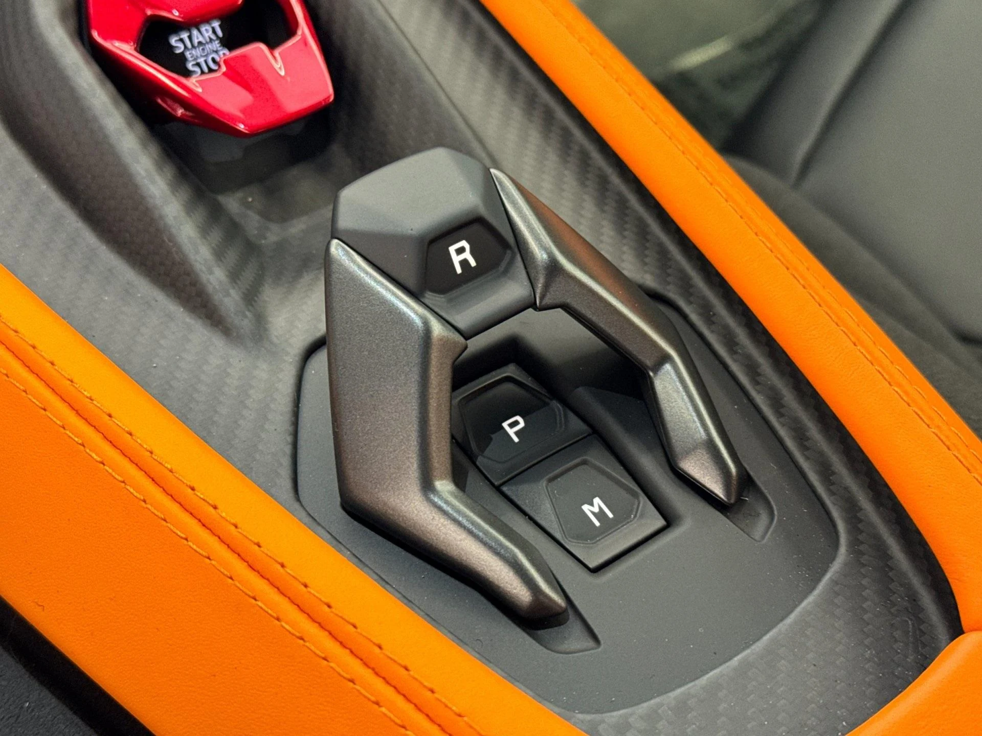mph020_1134770426_New_2025_Lamborghini_Revuelto_Base_1756563349_c98b821c58