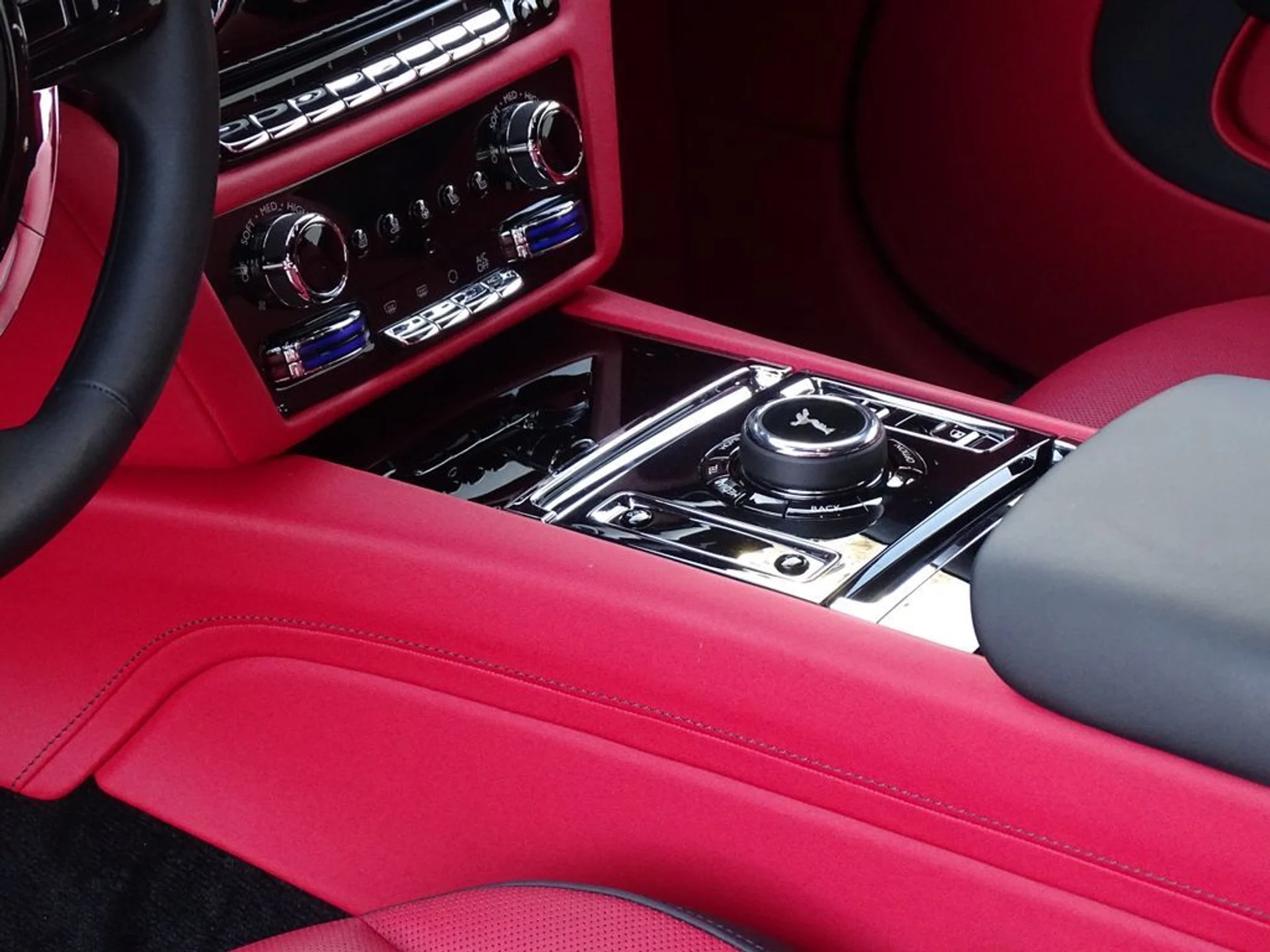 mph020_1135203895_fa51aa8ba5f3e580e4c446e30b424ea9x_d76789cb9e