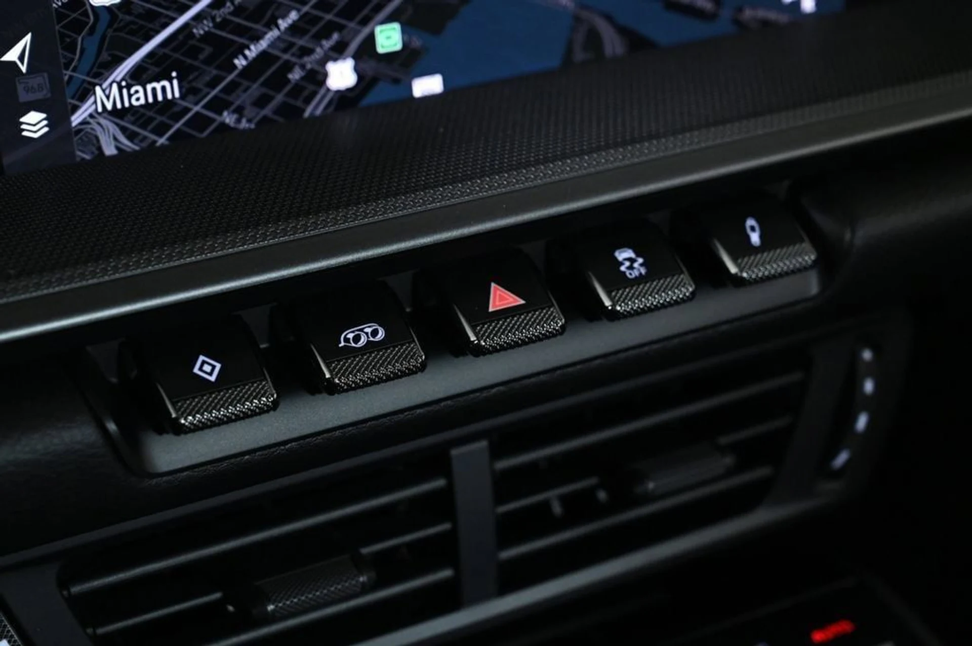 mph020_1136765730_70b620e1def74bb193da1f4bd8d4e565_0e4ce63b86