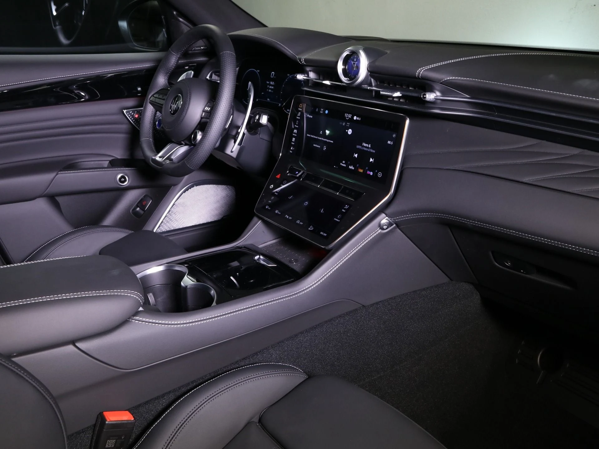 mph020_1139891189_New_2025_Maserati_Grecale_Modena_1768457699_5e7d6d3728