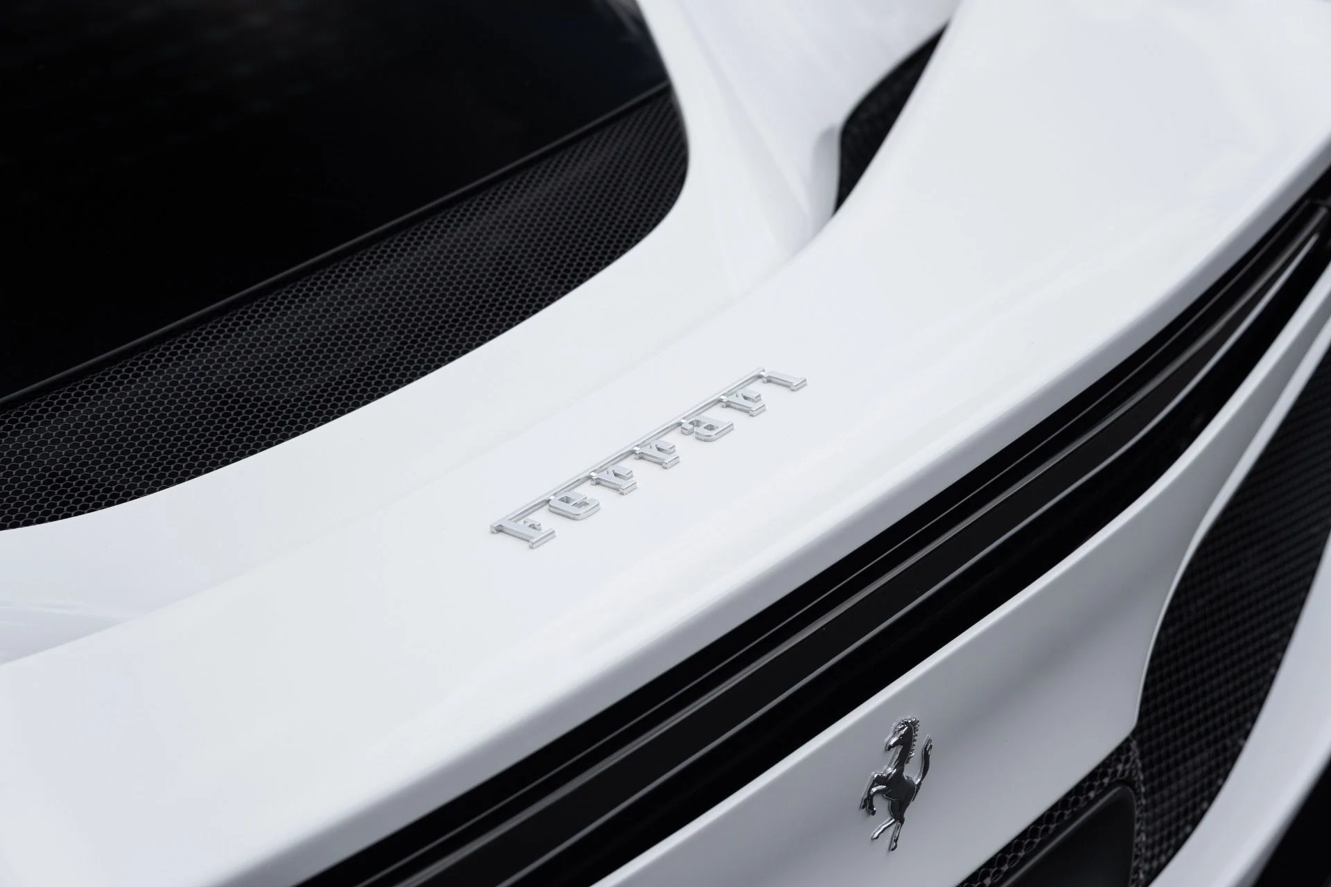 mph020_1142223149_Used_2024_Ferrari_296_GTS_1776964703_5fe7c92fc6