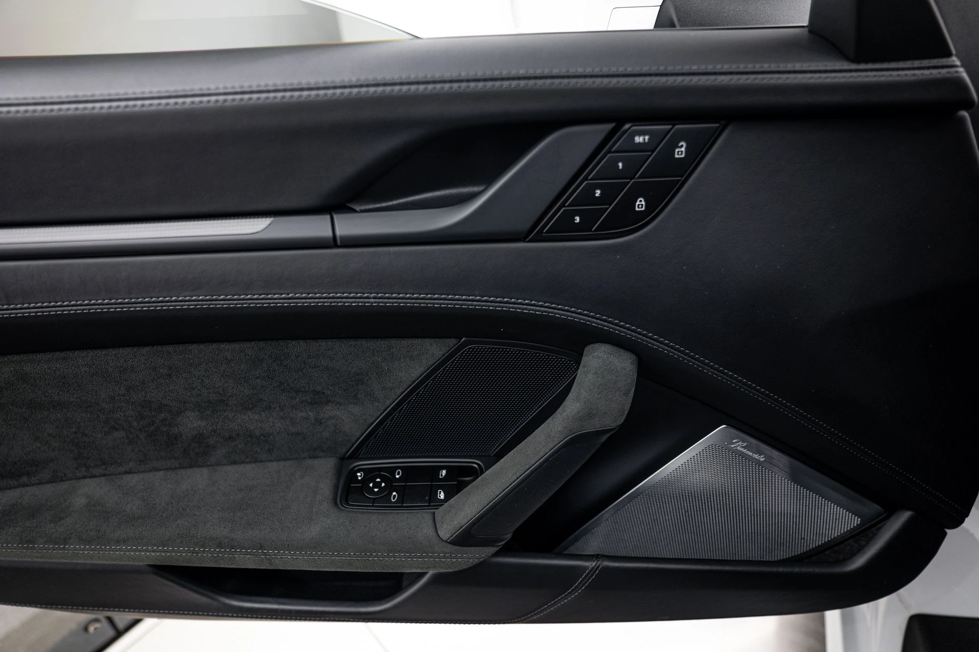 mph020_1145017846_28e4a154aa0073d457f39e2ac4e79608_2e3850d490