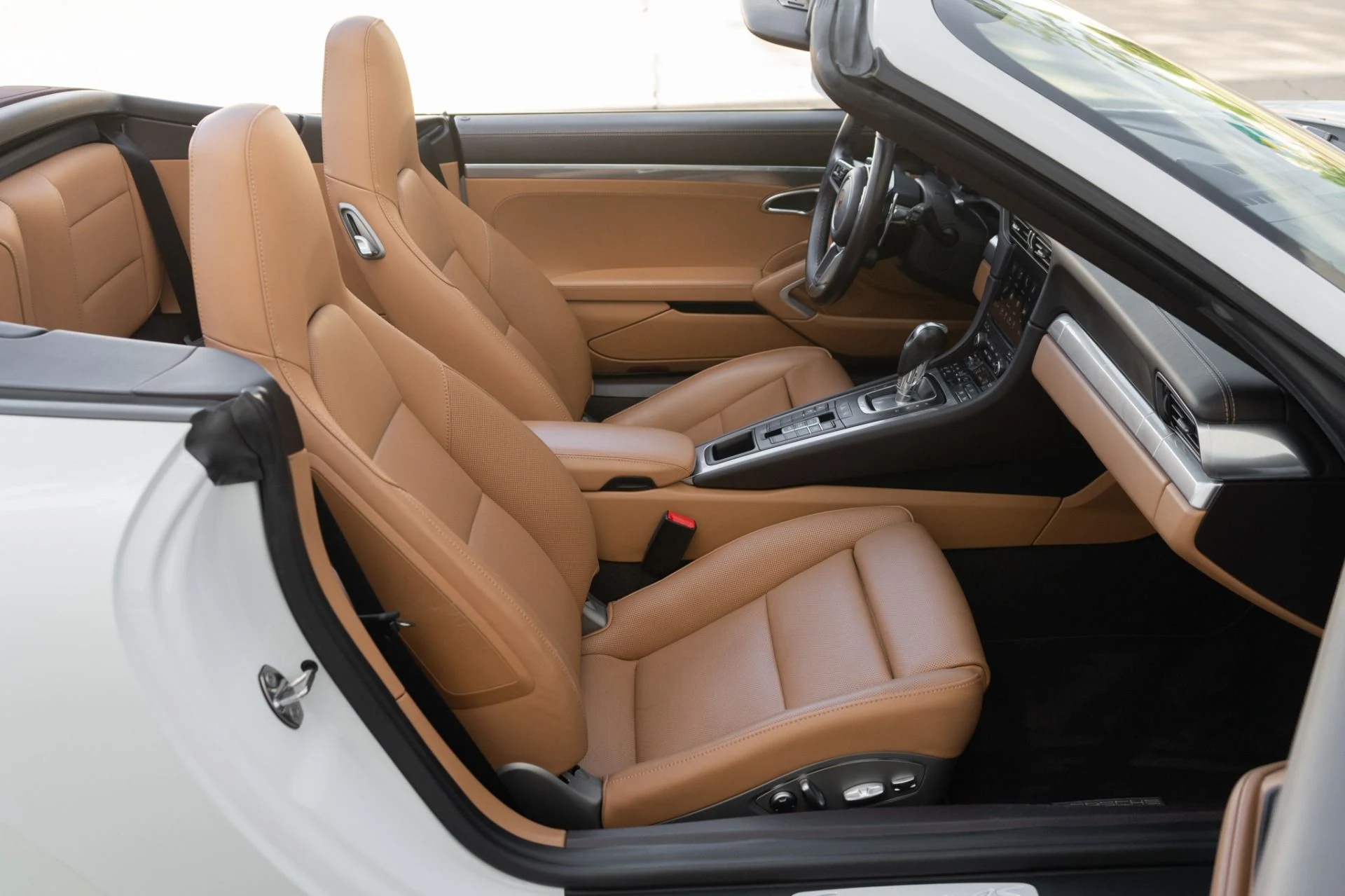 mph020_1149100267_Used_2018_Porsche_911_Carrera_4_S_1775580222_7bdf1581e6