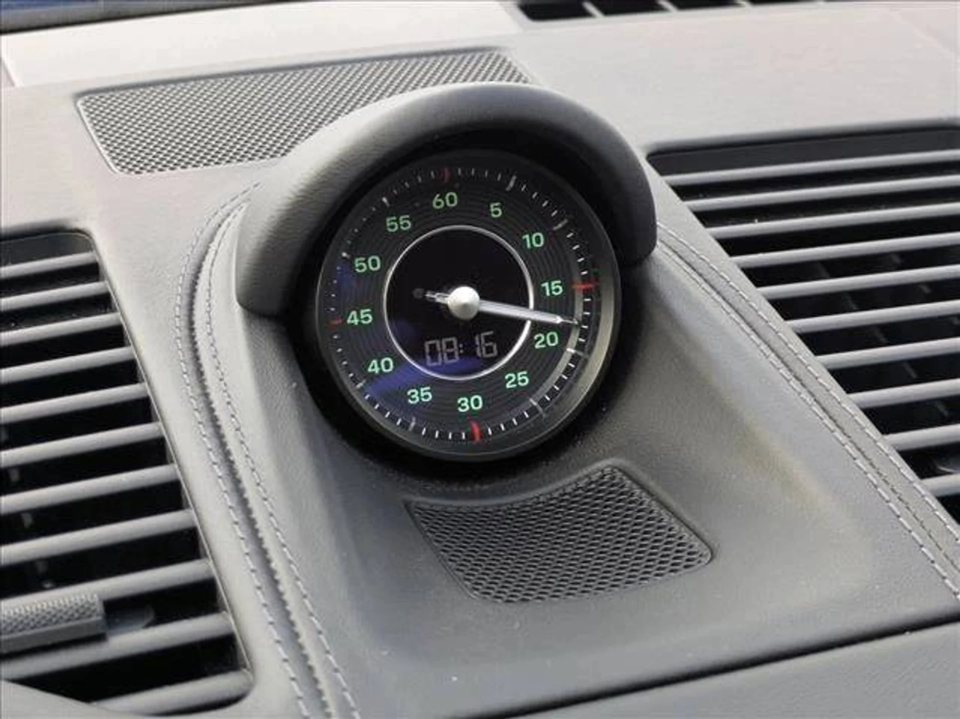 mph020_1153170697_873cfdd1861f03181cee69d2b4b3ad50x_637c8830a8