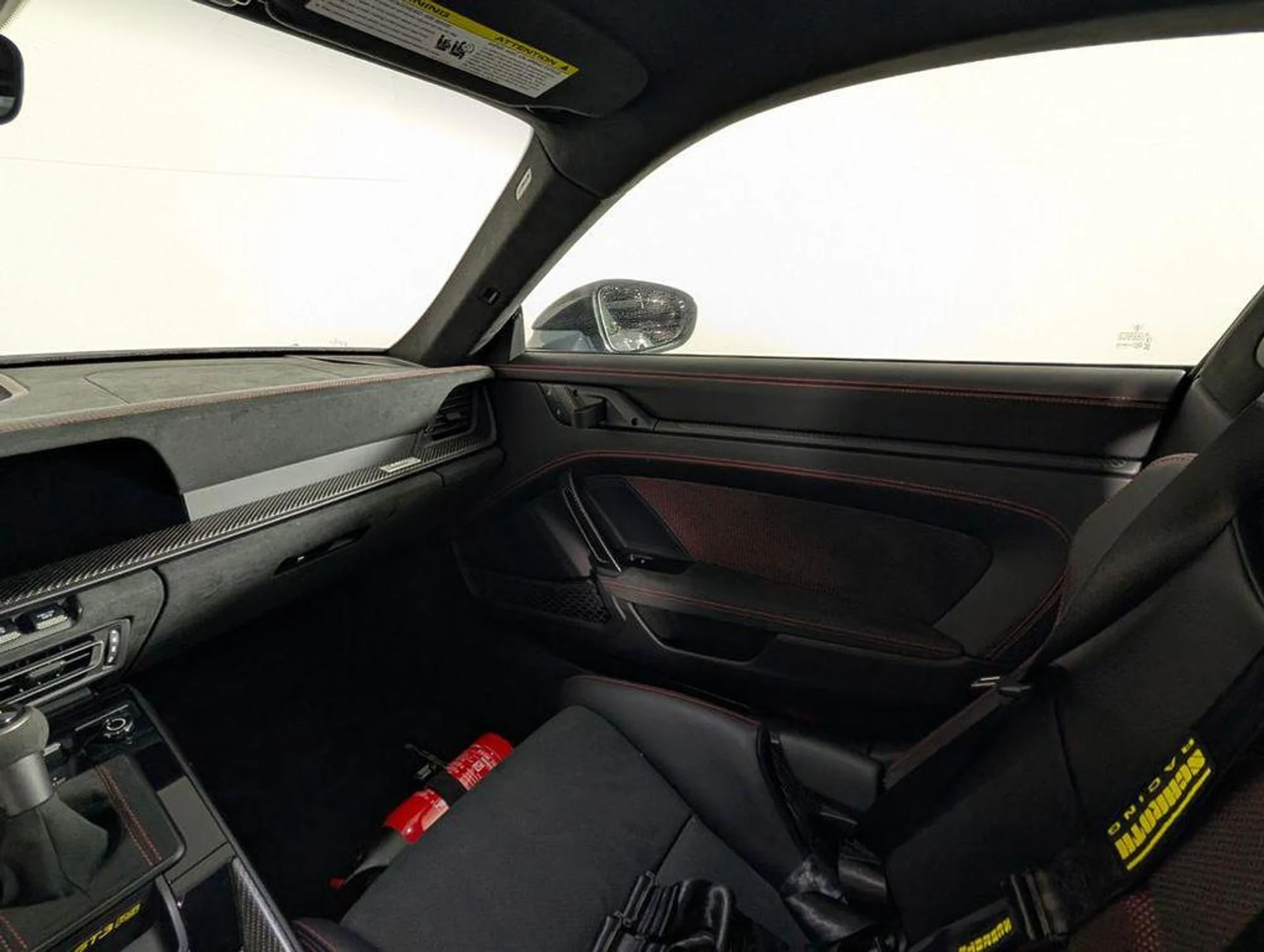 mph020_1154093259_j_n_m8_Fw_UE_Eg_Le_HL_003_TBGO_Mhk_7911727278