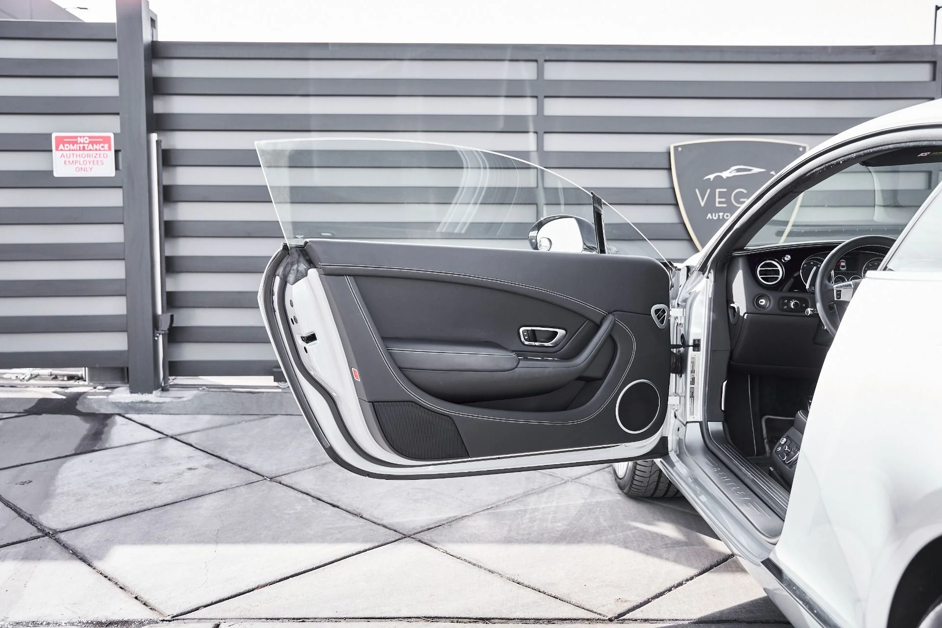 mph020_1156295125_Used_2016_Bentley_Continental_GT_V8_1771989017_bef0ba880c