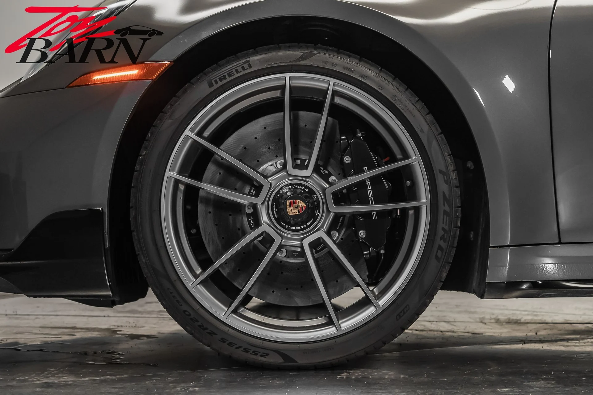 mph020_1156961450_e089e284038cb4f49fee51e92b2442a2x_5a9bcad729