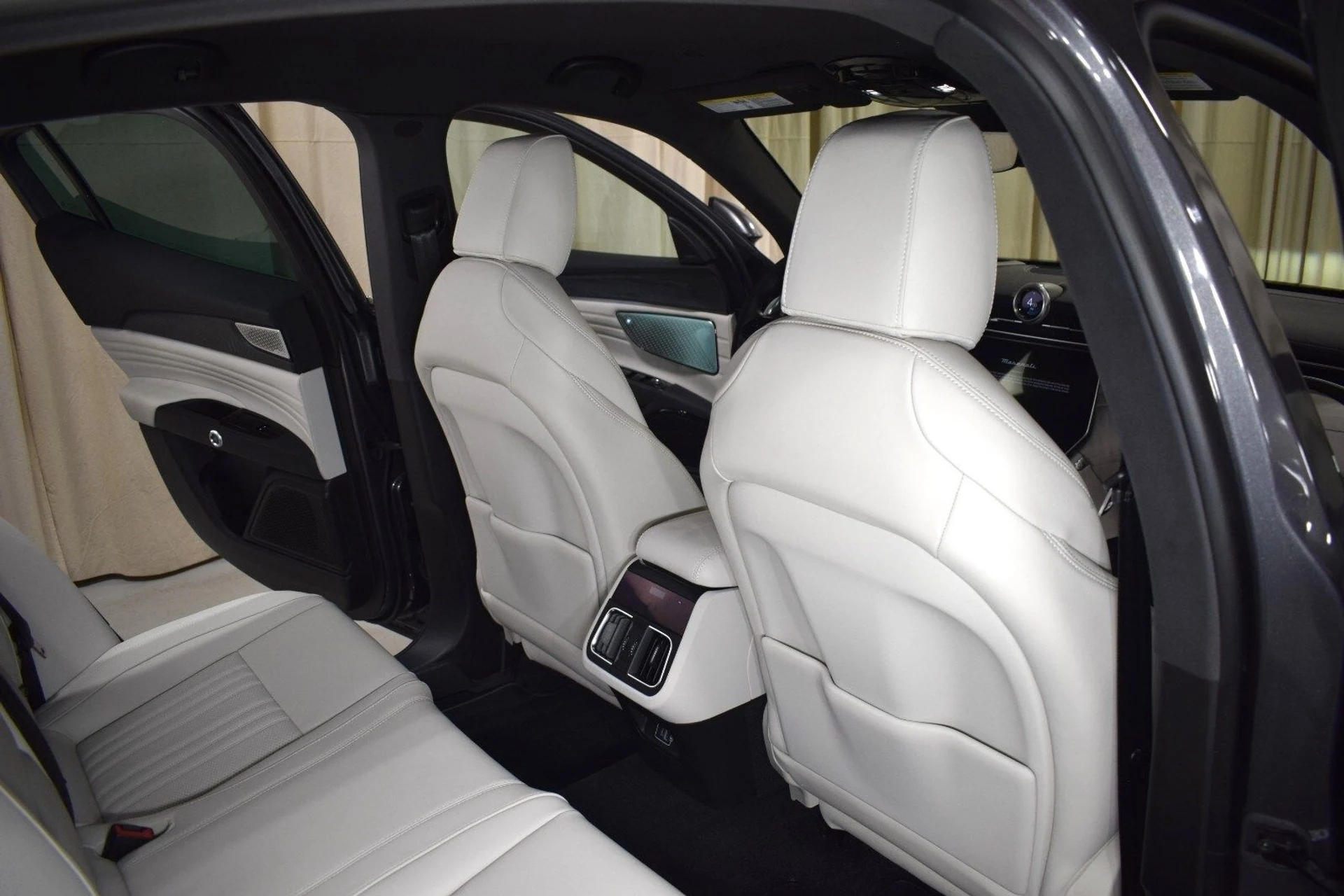 mph020_1163276981_6823b587741bb81587bd196490747f4dx_b1c13460e4