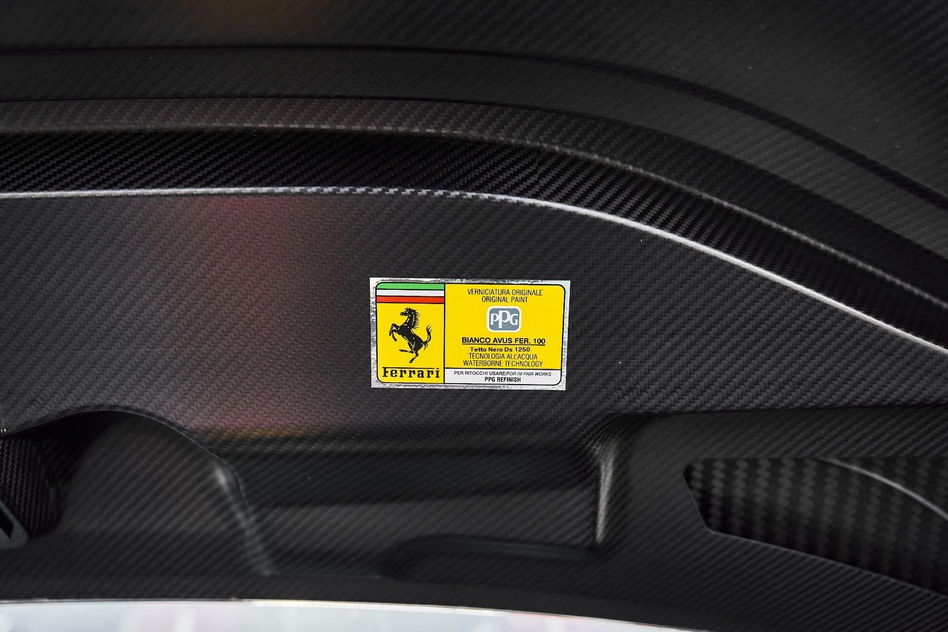 mph020_1167650636_Used_2025_Ferrari_SF_90_Spider_Base_1776876559_56dcd6b242