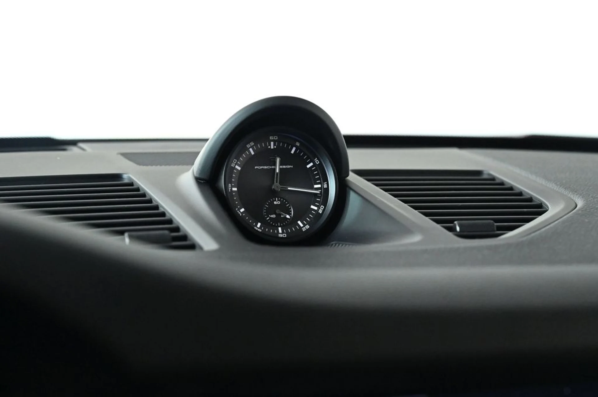 mph020_1168063033_18d7f8df337b74ac812e6e707194b1dax_4263083e62