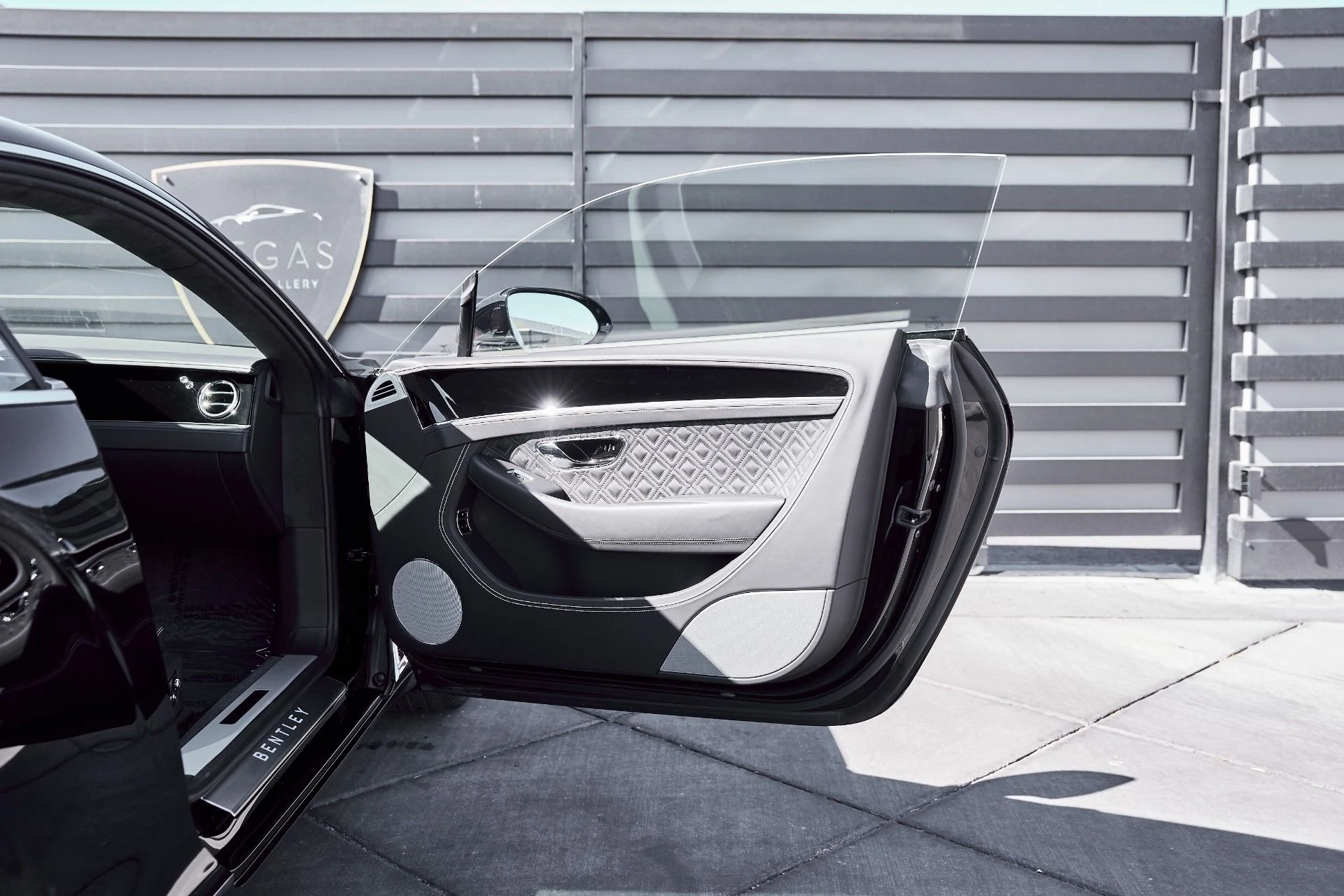 mph020_1168696334_Used_2022_Bentley_Continental_GT_V8_1771381059_47a82e749e