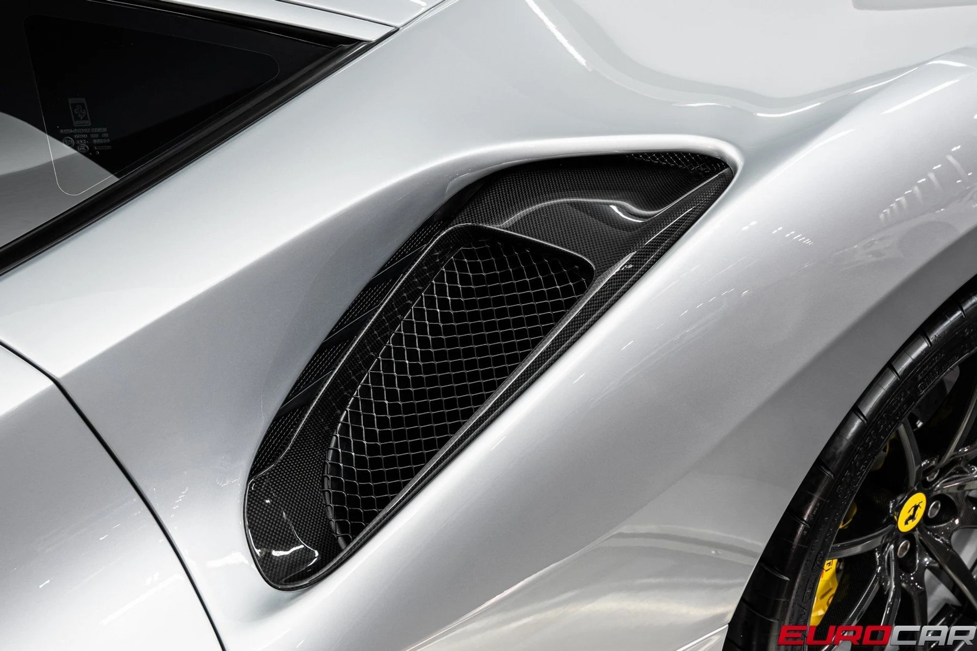 mph020_1169966401_image_21_c978e47d63