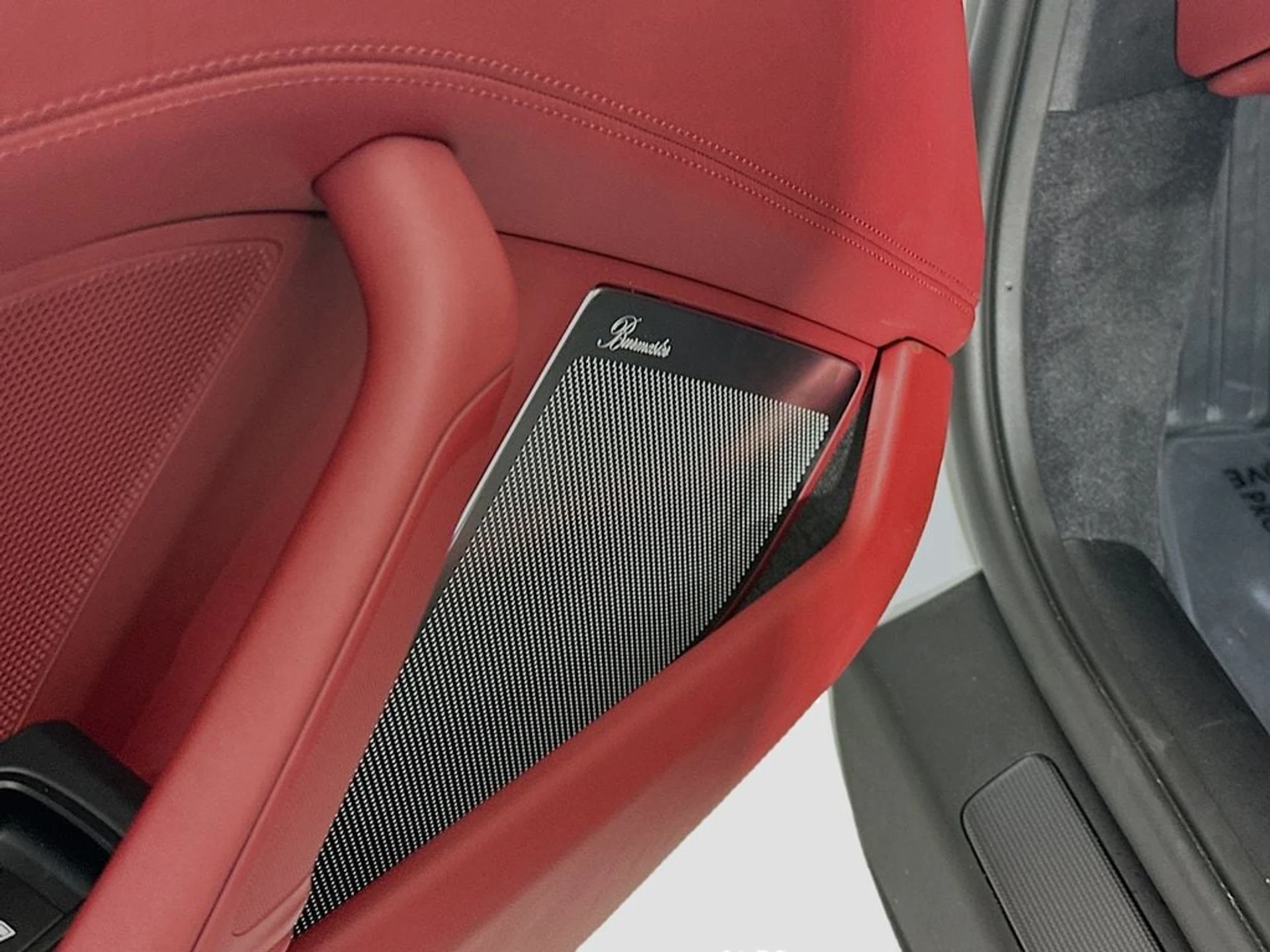 mph020_1174368782_fc50c8c8ea0254c3a4f31b8b983e5e38x_bc6ae7a573