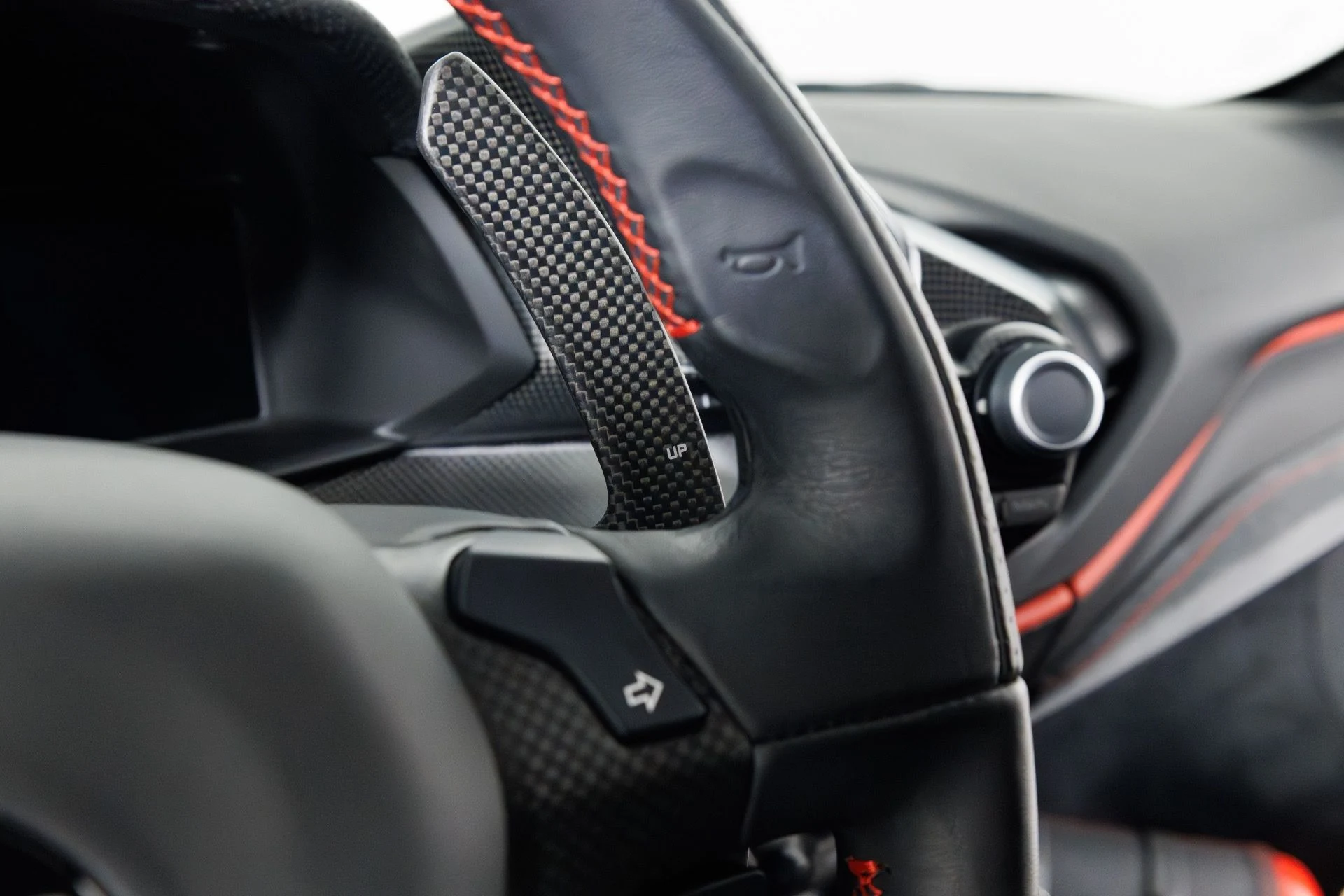 mph020_119030038_Used_2019_Ferrari_488_Pista_1772733819_3bce9536e6