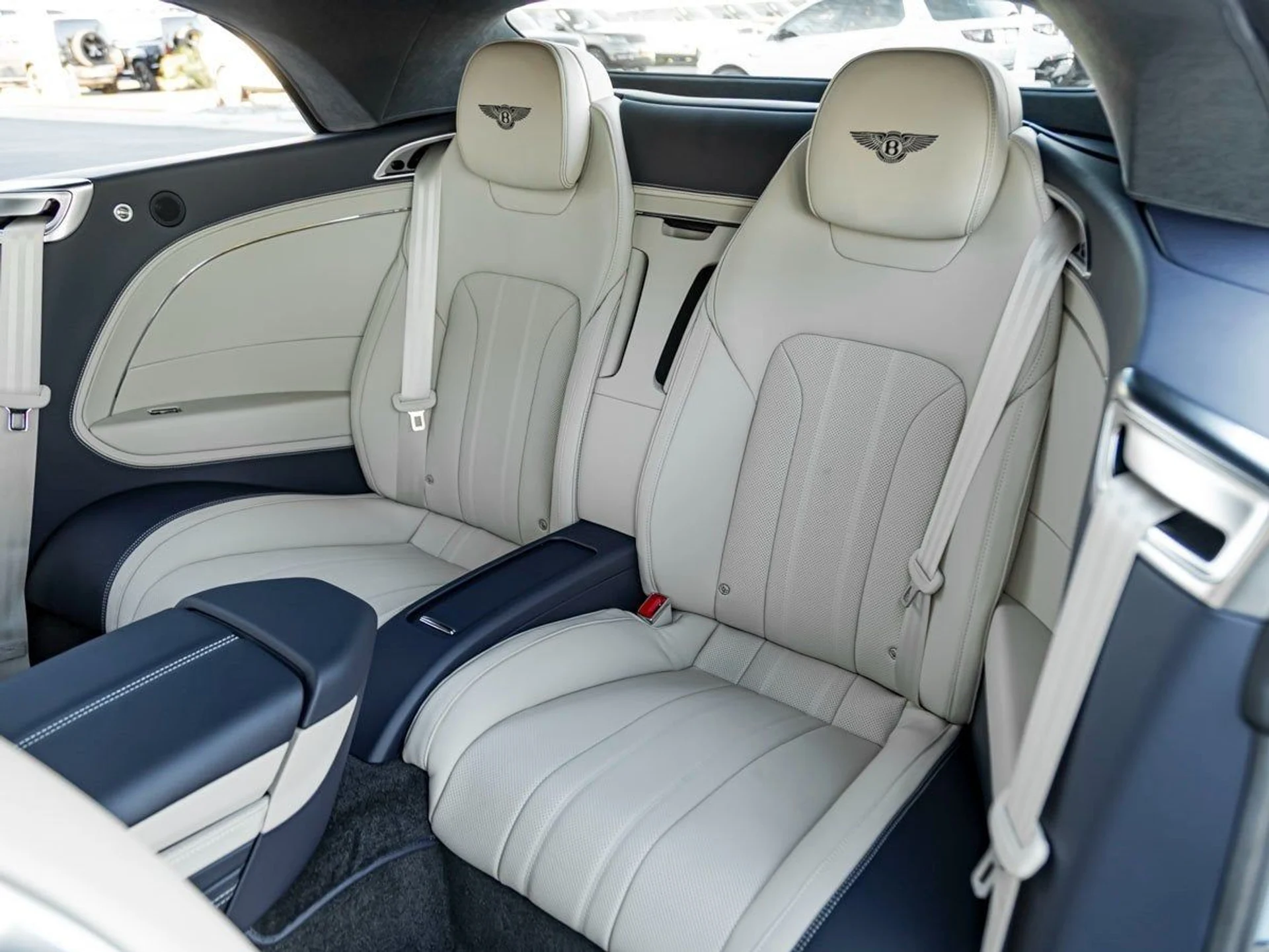 mph020_1193880364_21_8689bf8fc9