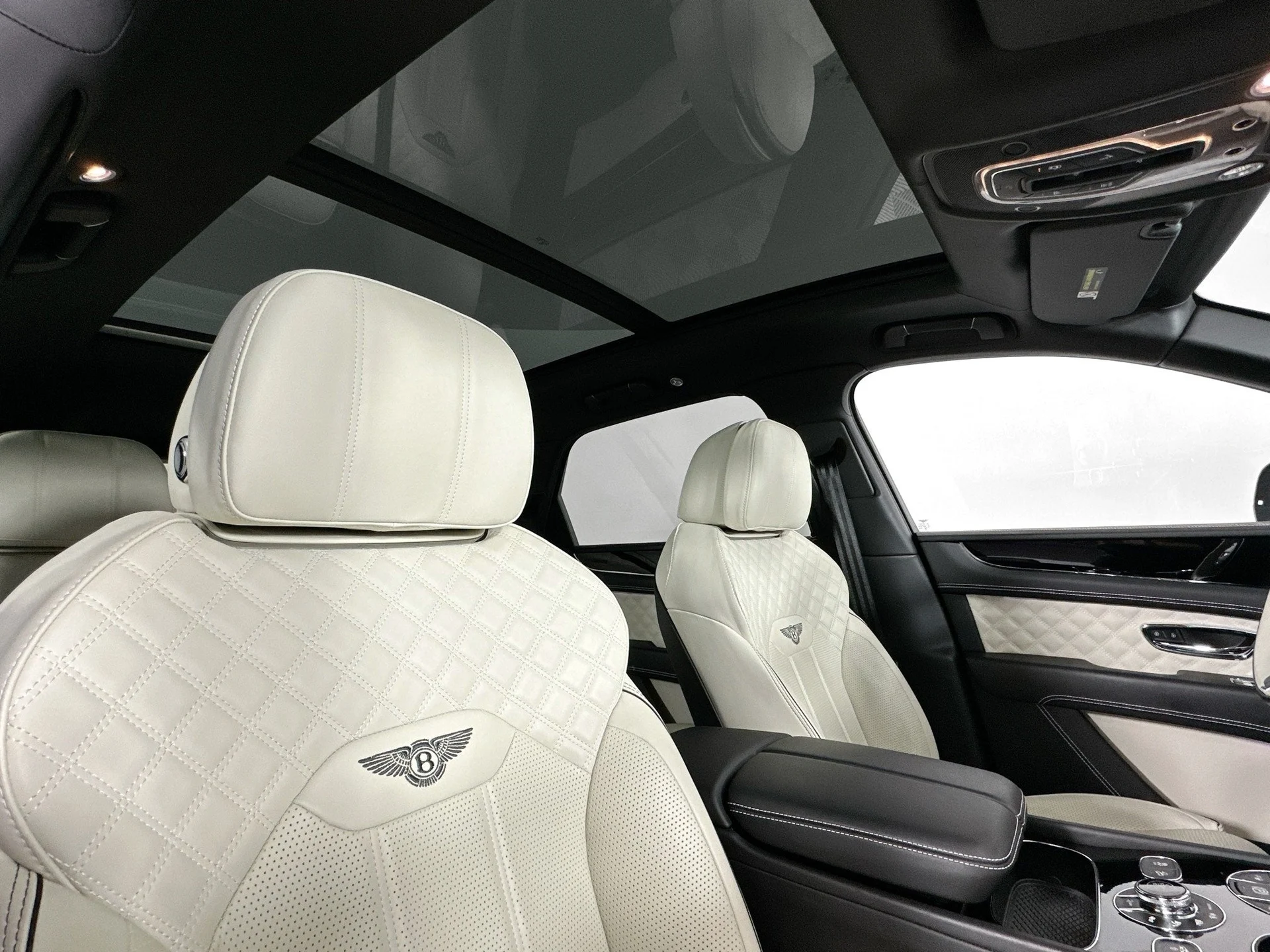 mph020_1197040843_21_f05cc08c5a