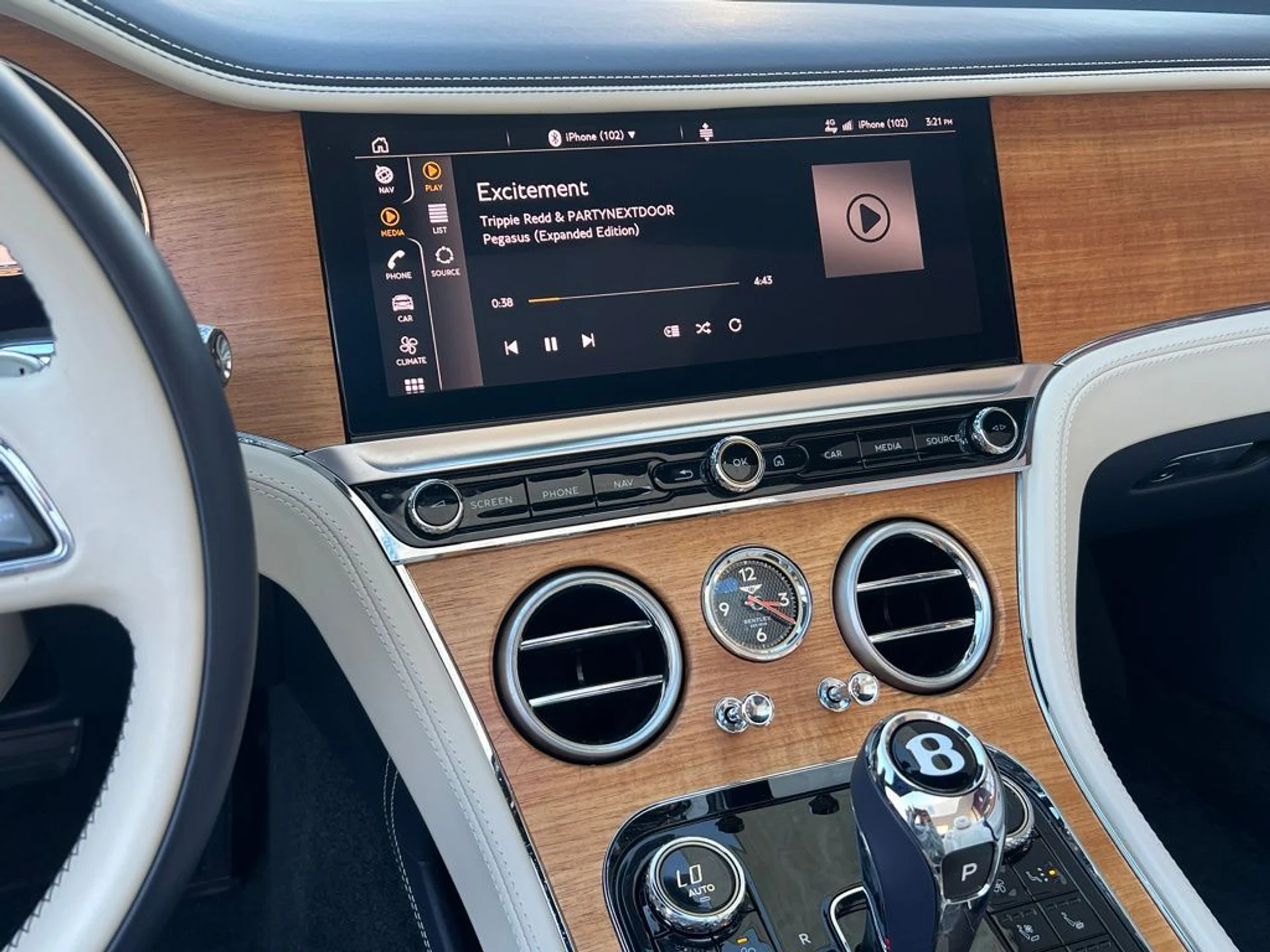 mph020_119830424_e0f3da12edab609cd553f2a4140ea5b0x_f7f80b7450