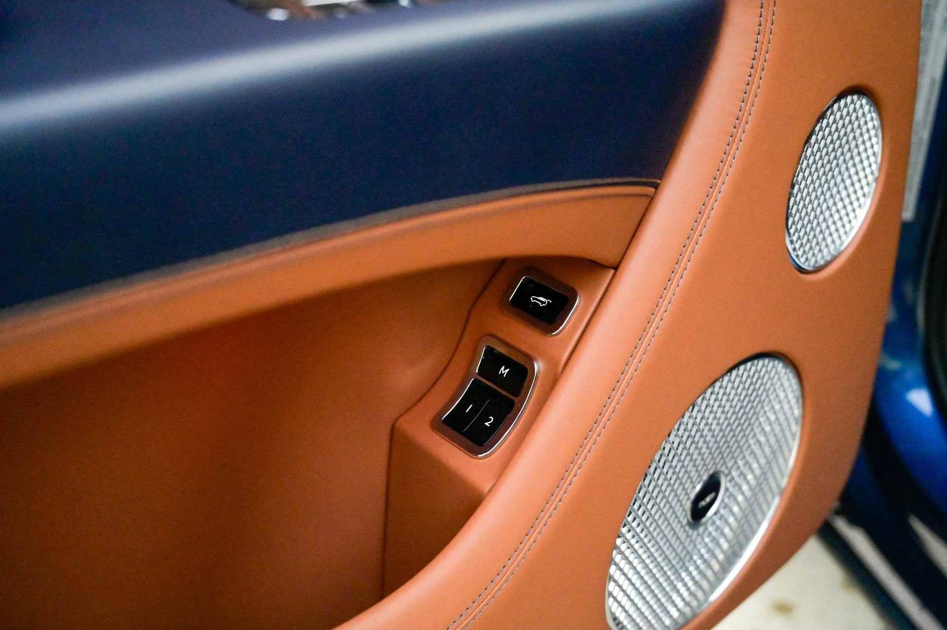 mph020_119875864_94c59551477842efa235f03bb609b574_3965f9f390