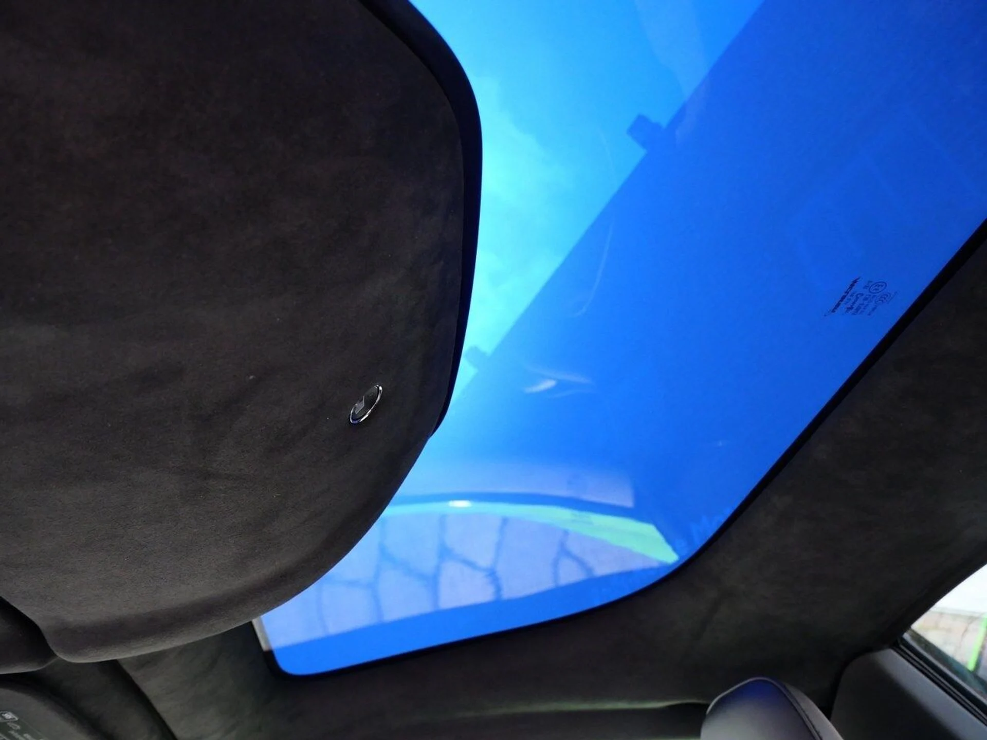 mph020_1202272683_2ef2a531baa63da739ec4070d584cb42x_ae55e9952a