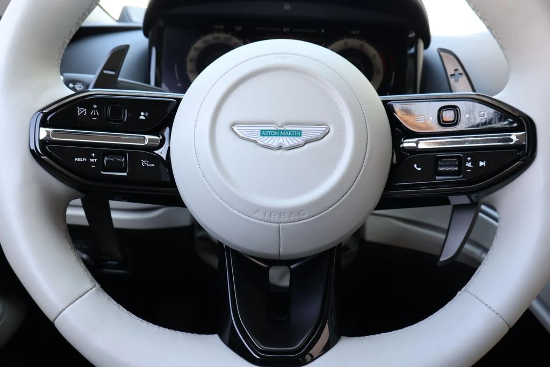 mph020_1203361938_21_fbb1d2243c