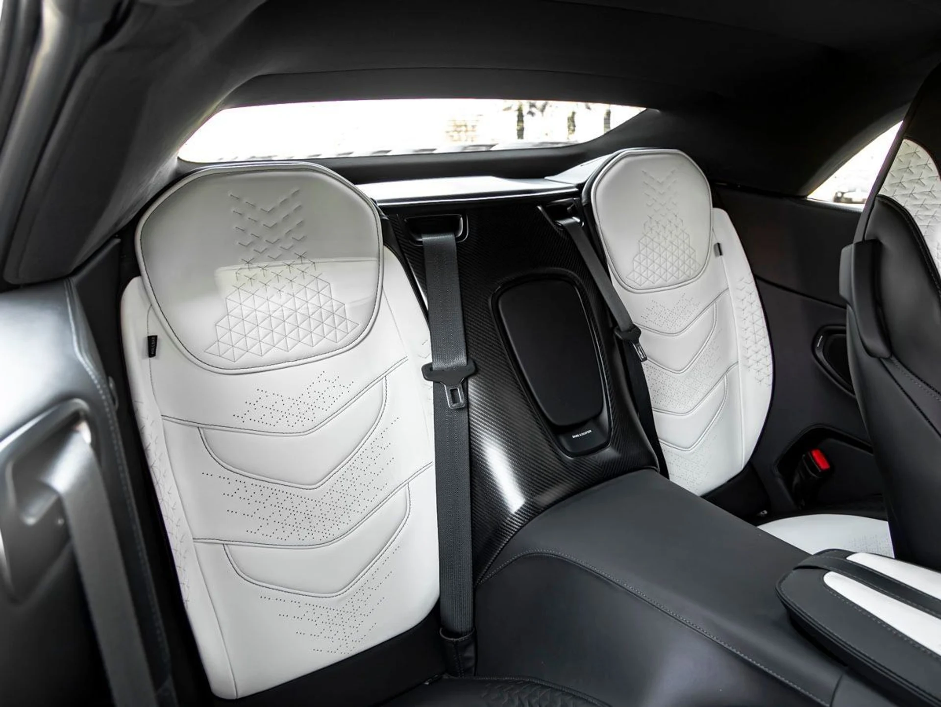 mph020_1204139764_21_7ee33a964b