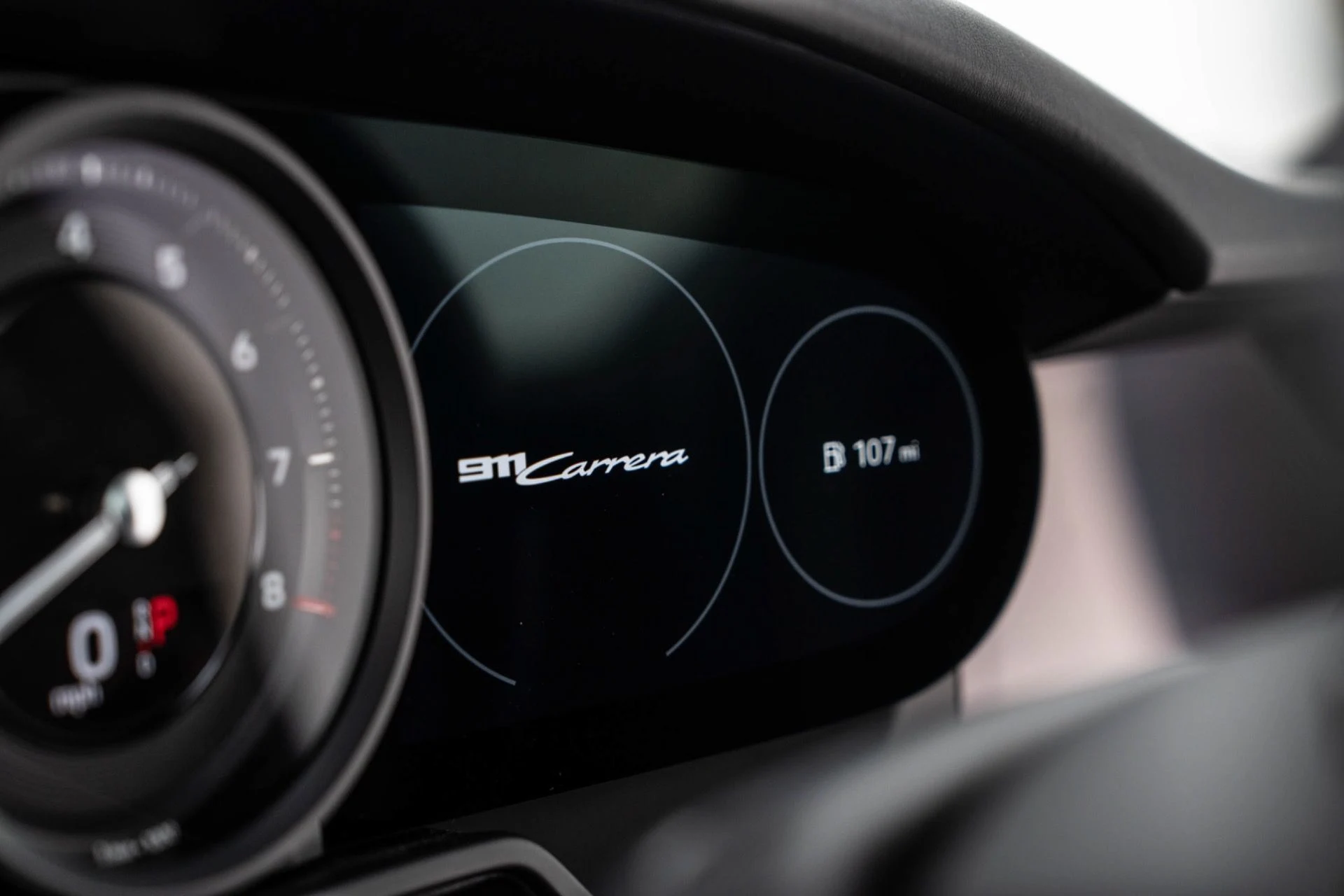 mph020_1210789483_Used_2024_Porsche_911_Carrera_1774628143_8e0599f10f