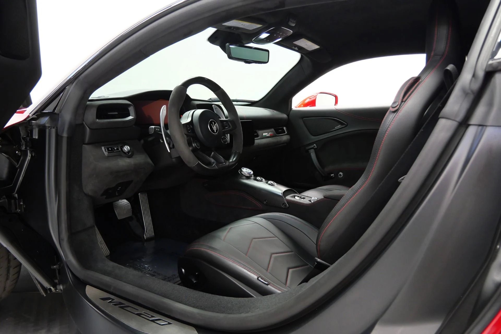 mph020_1217571991_Used_2022_Maserati_MC_20_Amazing_Color_Full_Leather_Interior_Forged_Wheels_1773426495_e38f71d434