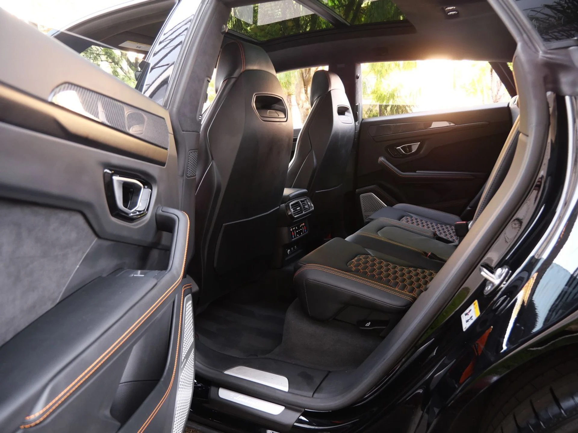 mph020_1220207899_2a54756061c0d0c1923d1b359c412159x_e12f59b965