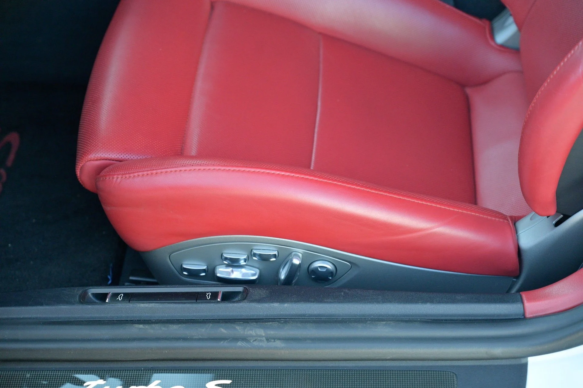 mph020_1223184877_2d6f96916c87405a9410cb179070ec23_eae84083ea