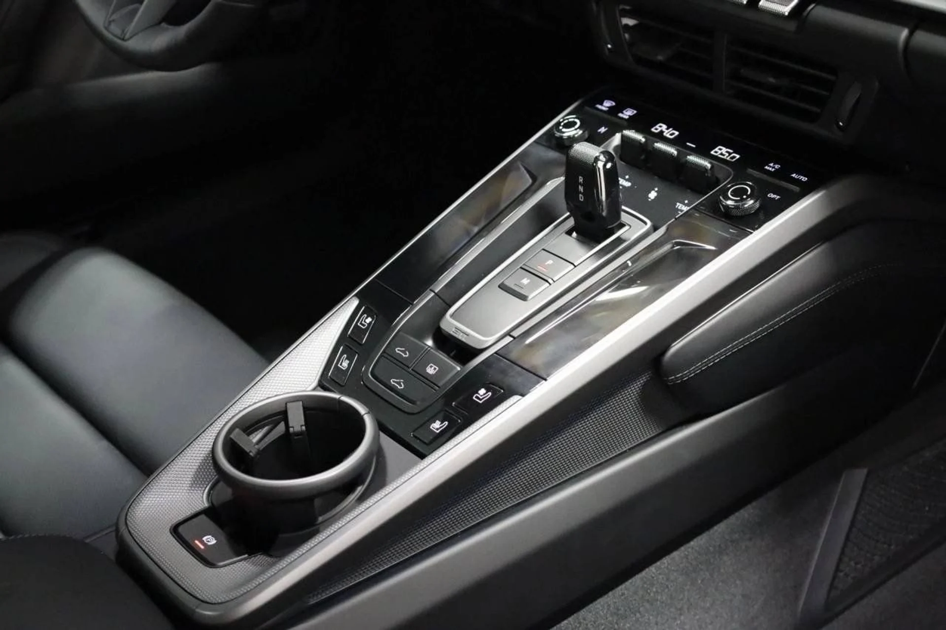 mph020_123041950_2580f36339e18a39146c8fa356ea0cf1_a578587800