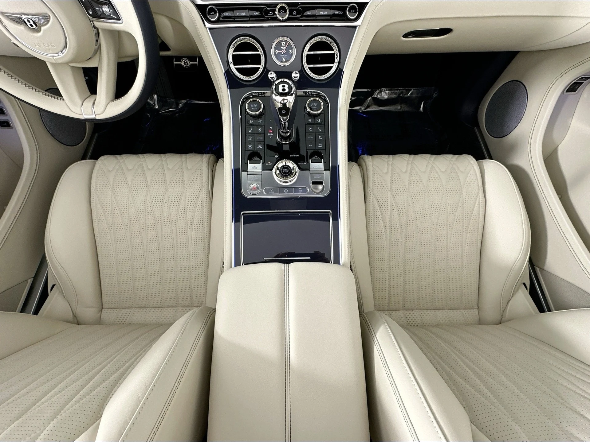 mph020_1235749655_21_34adced473