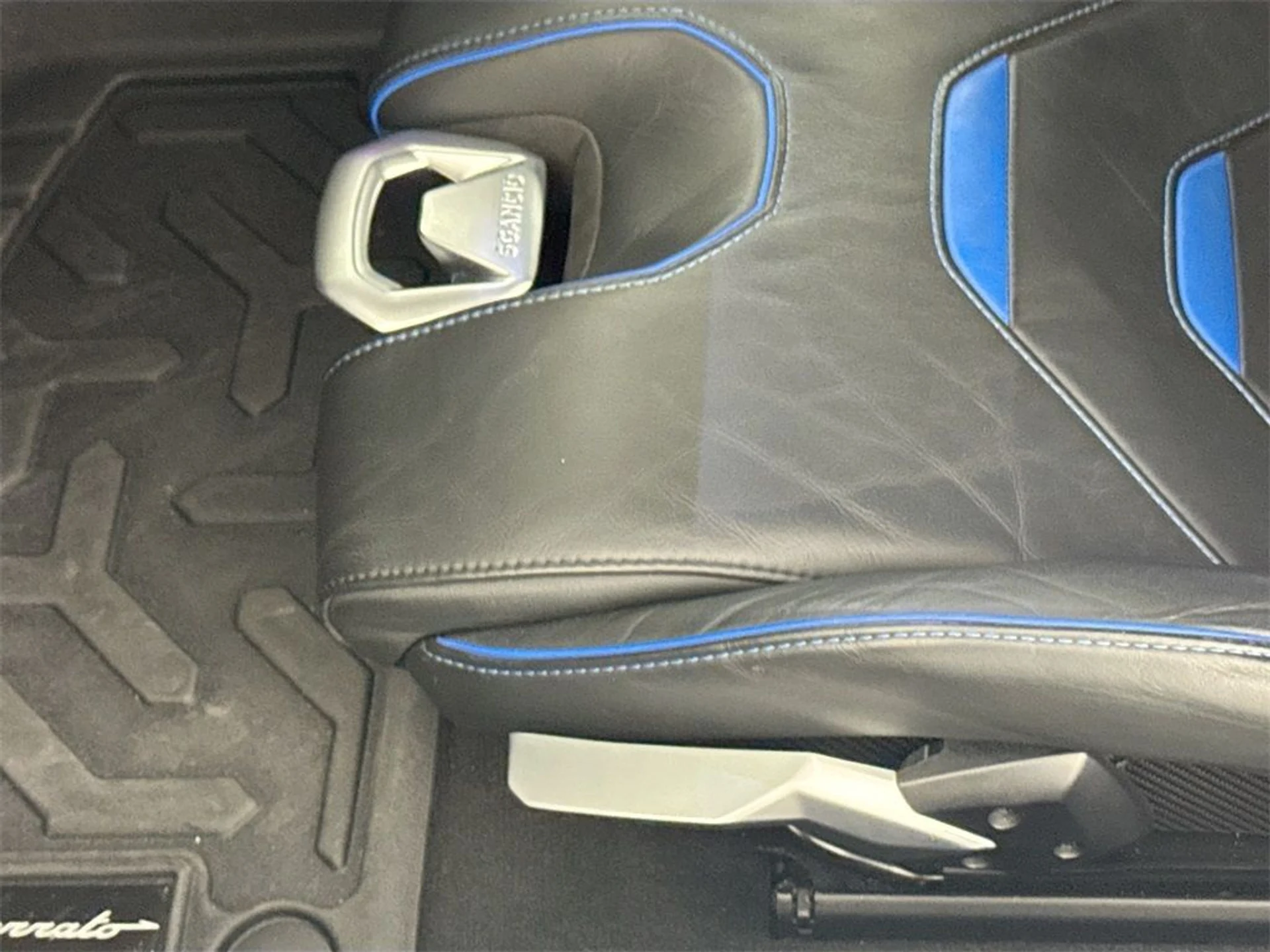 mph020_1246068105_89b9bfeba65df11b9c6b801e6d95a1a6_52742ca6be