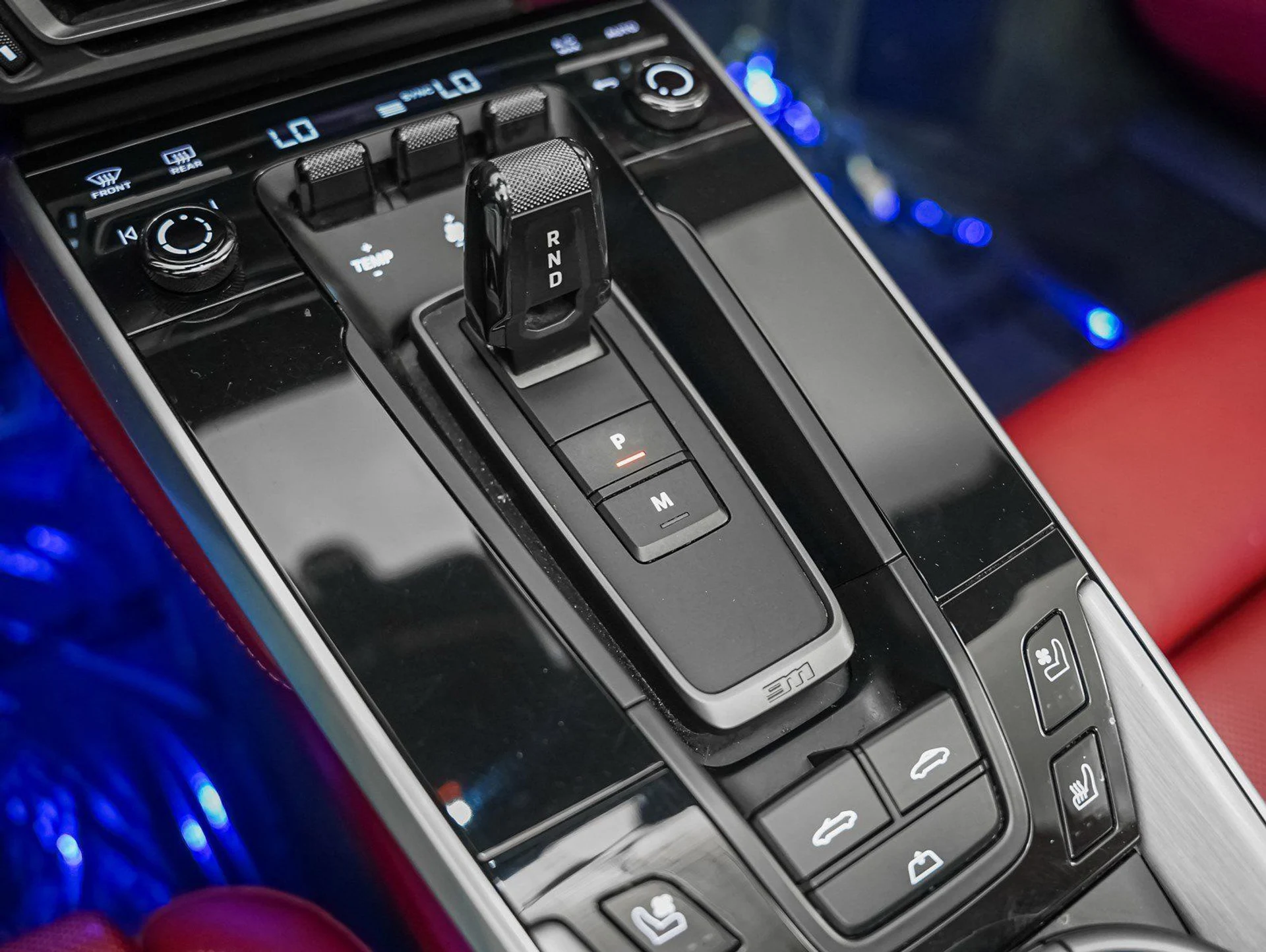 mph020_124698937_44fad7208777207251b2014bc4244b5e_07c727cb35