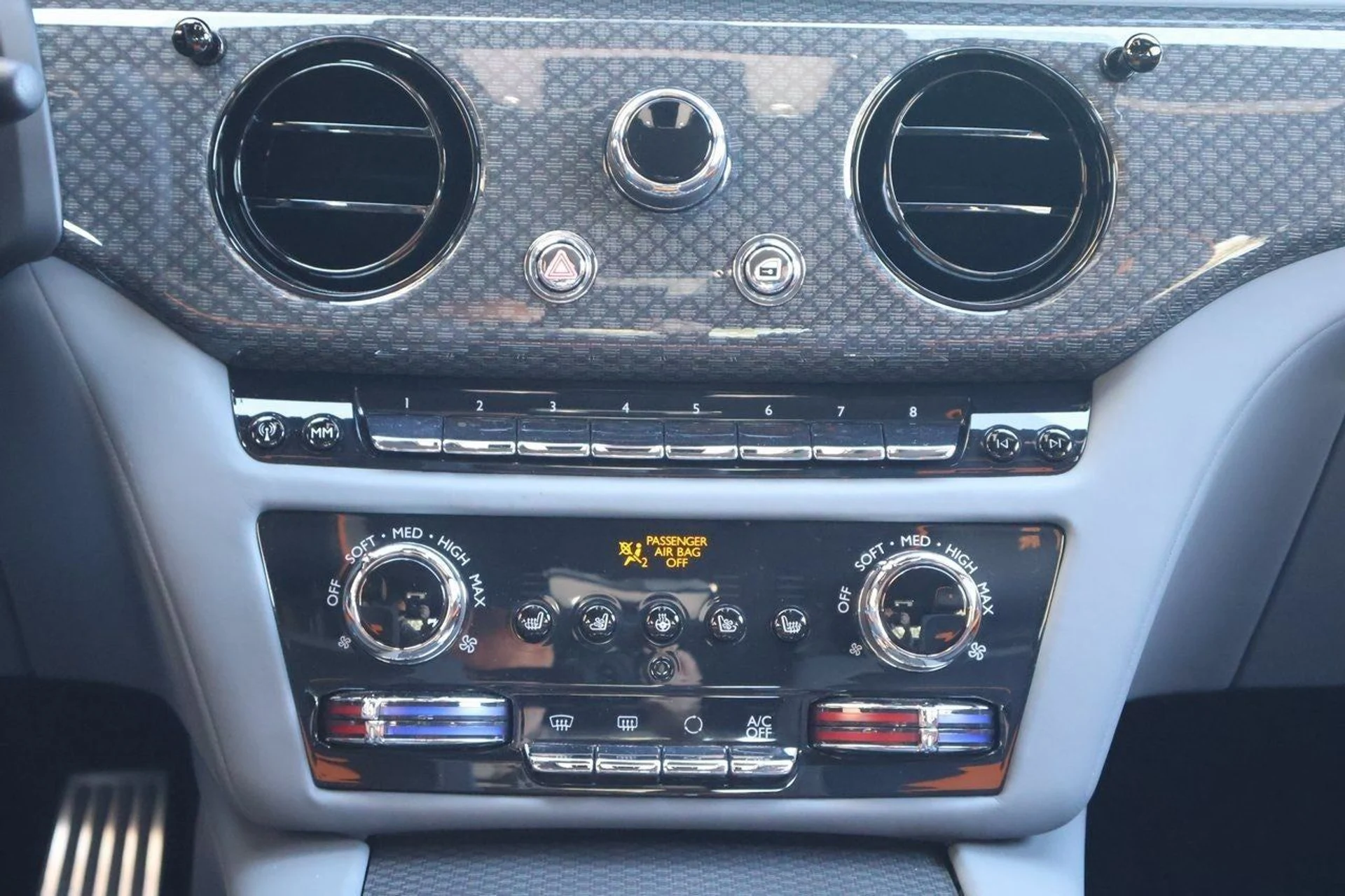 mph020_1248979641_21_bd462ed053