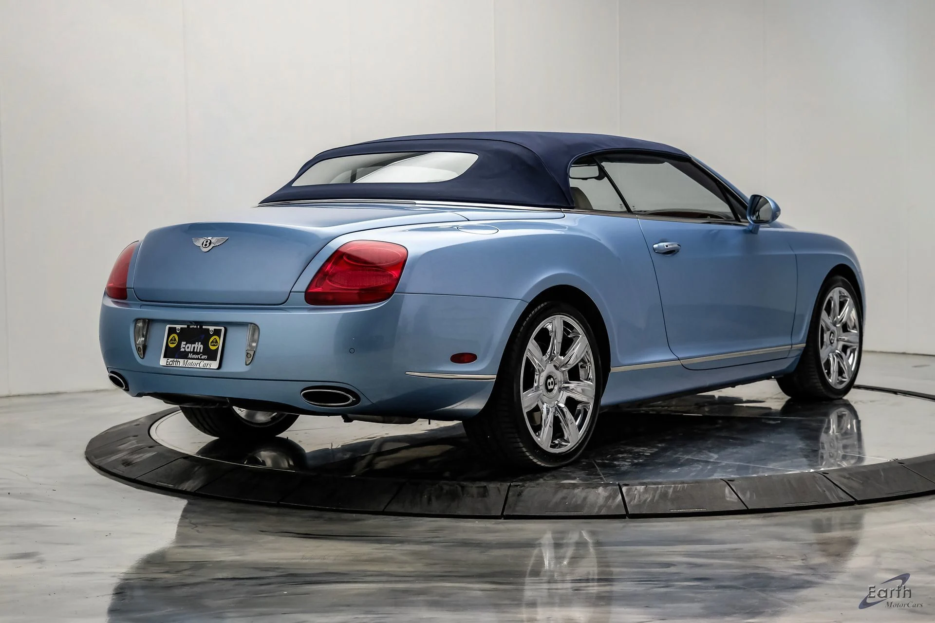 mph020_1251715684_e828eaf7426440a70b63c9574e6b8637x_923e47d433